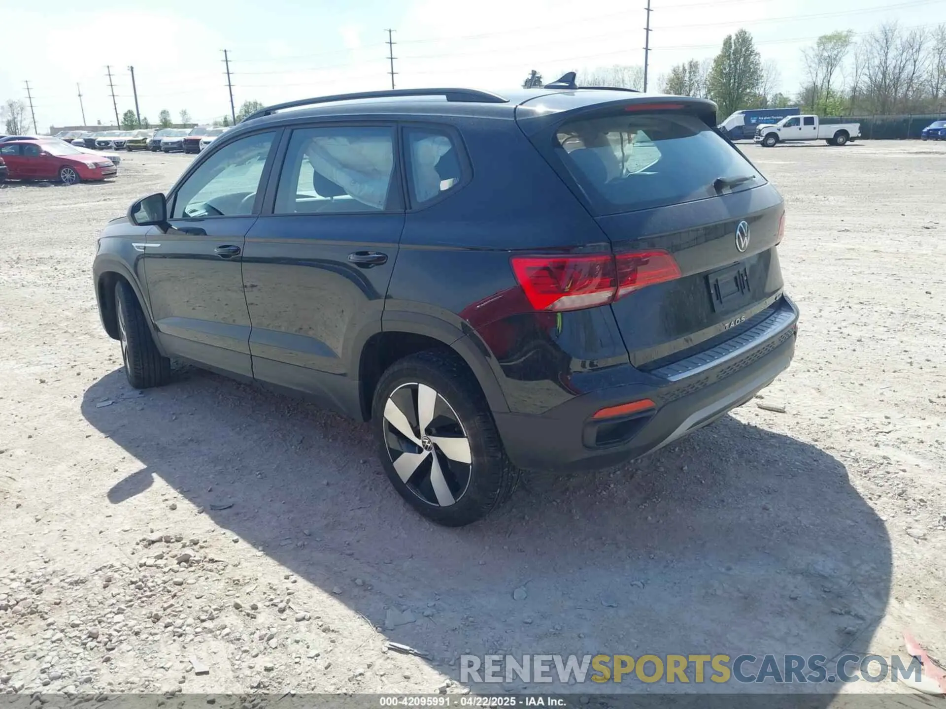 3 Photograph of a damaged car 3VV8X7B22RM056734 VOLKSWAGEN TAOS 2024