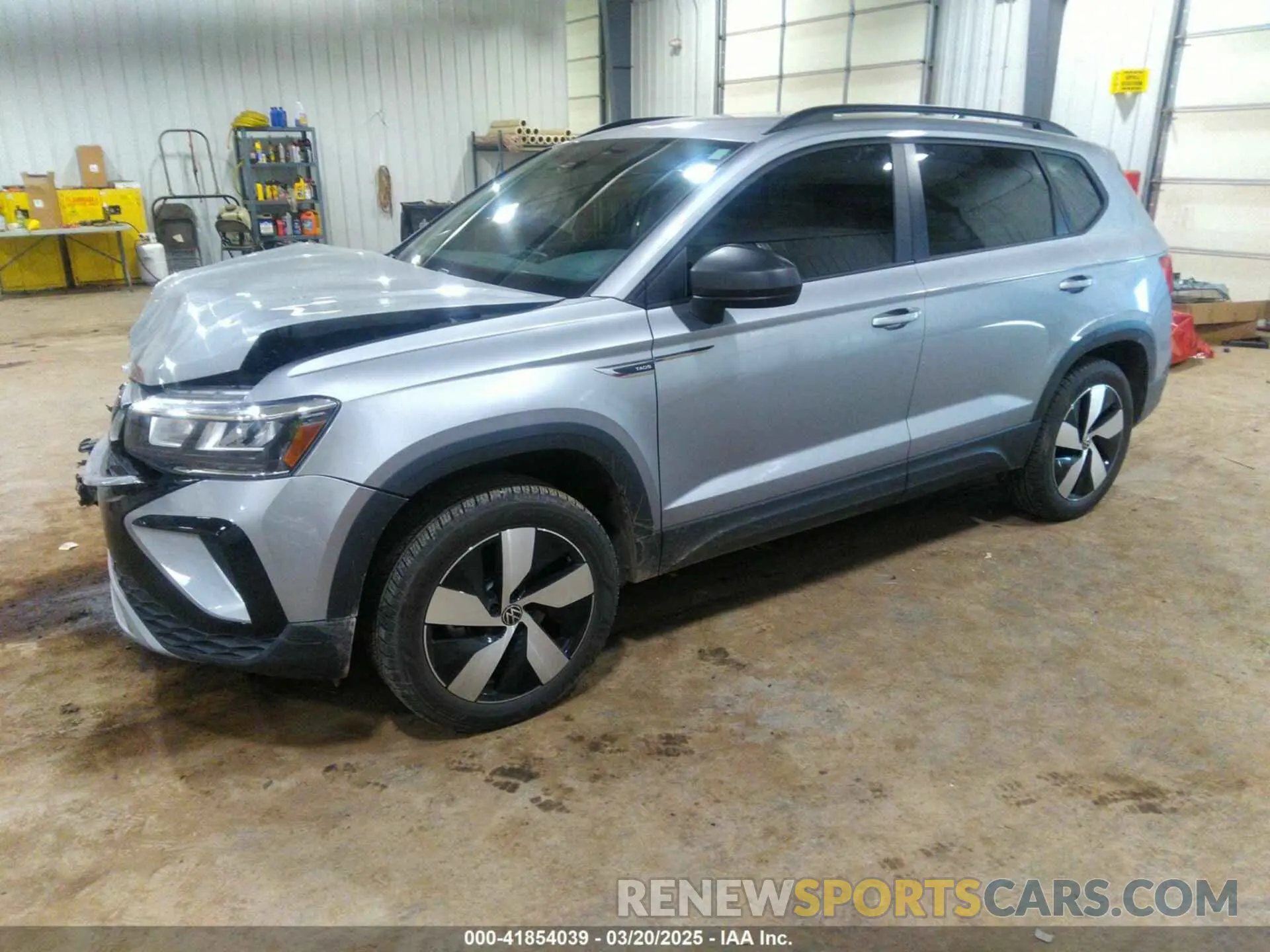 2 Photograph of a damaged car 3VV8X7B24RM072580 VOLKSWAGEN TAOS 2024