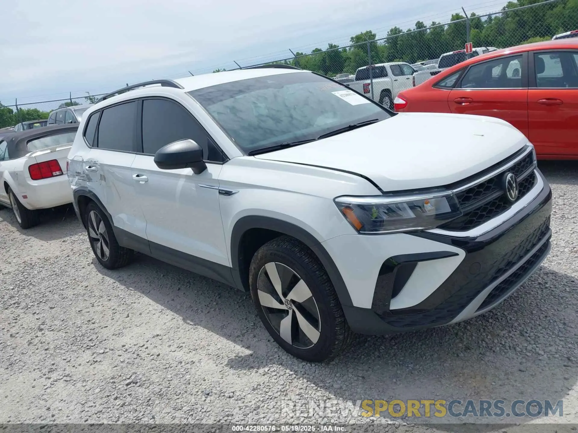 1 Photograph of a damaged car 3VV8X7B26RM032694 VOLKSWAGEN TAOS 2024