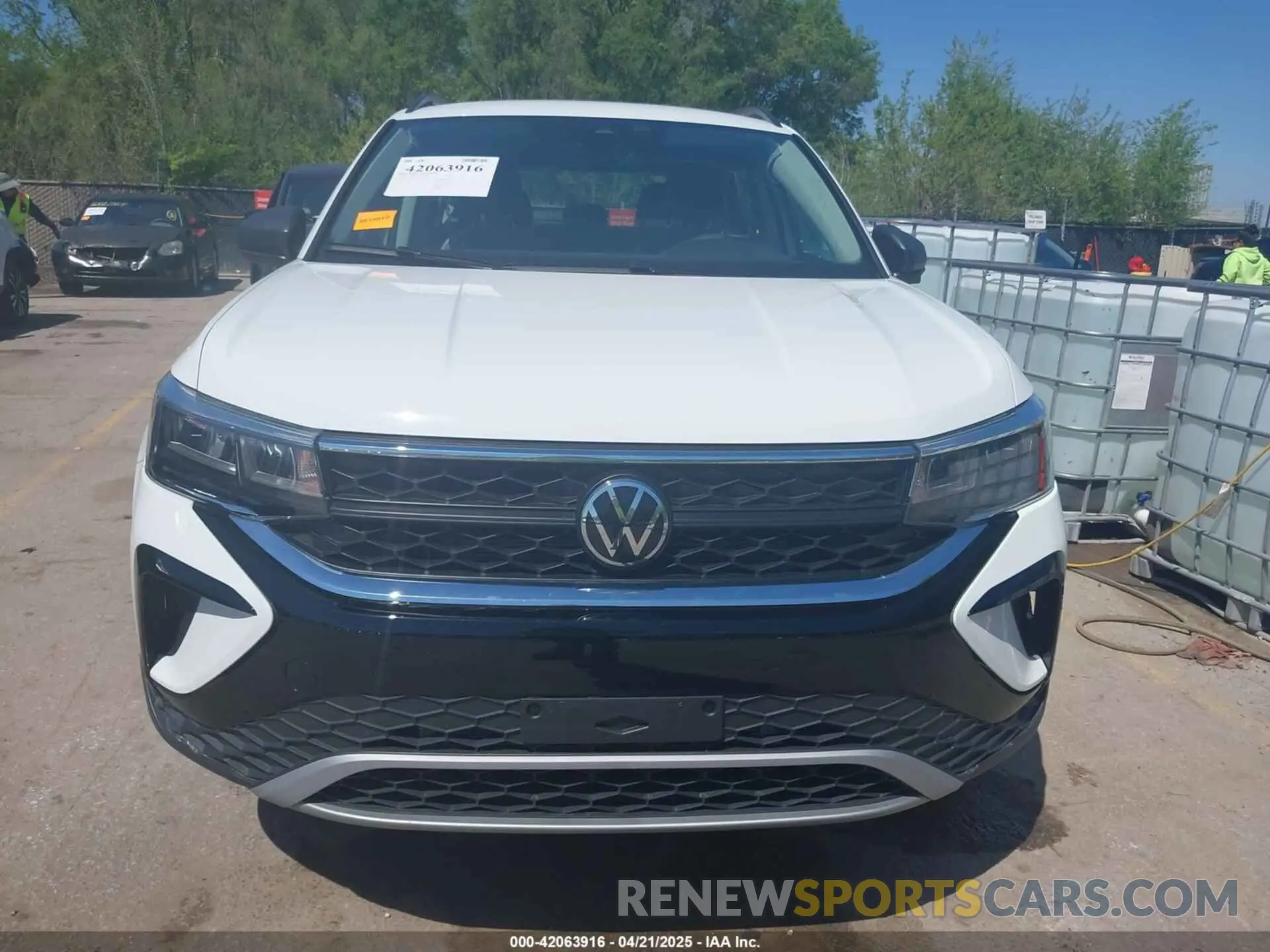13 Photograph of a damaged car 3VV8X7B28RM080388 VOLKSWAGEN TAOS 2024