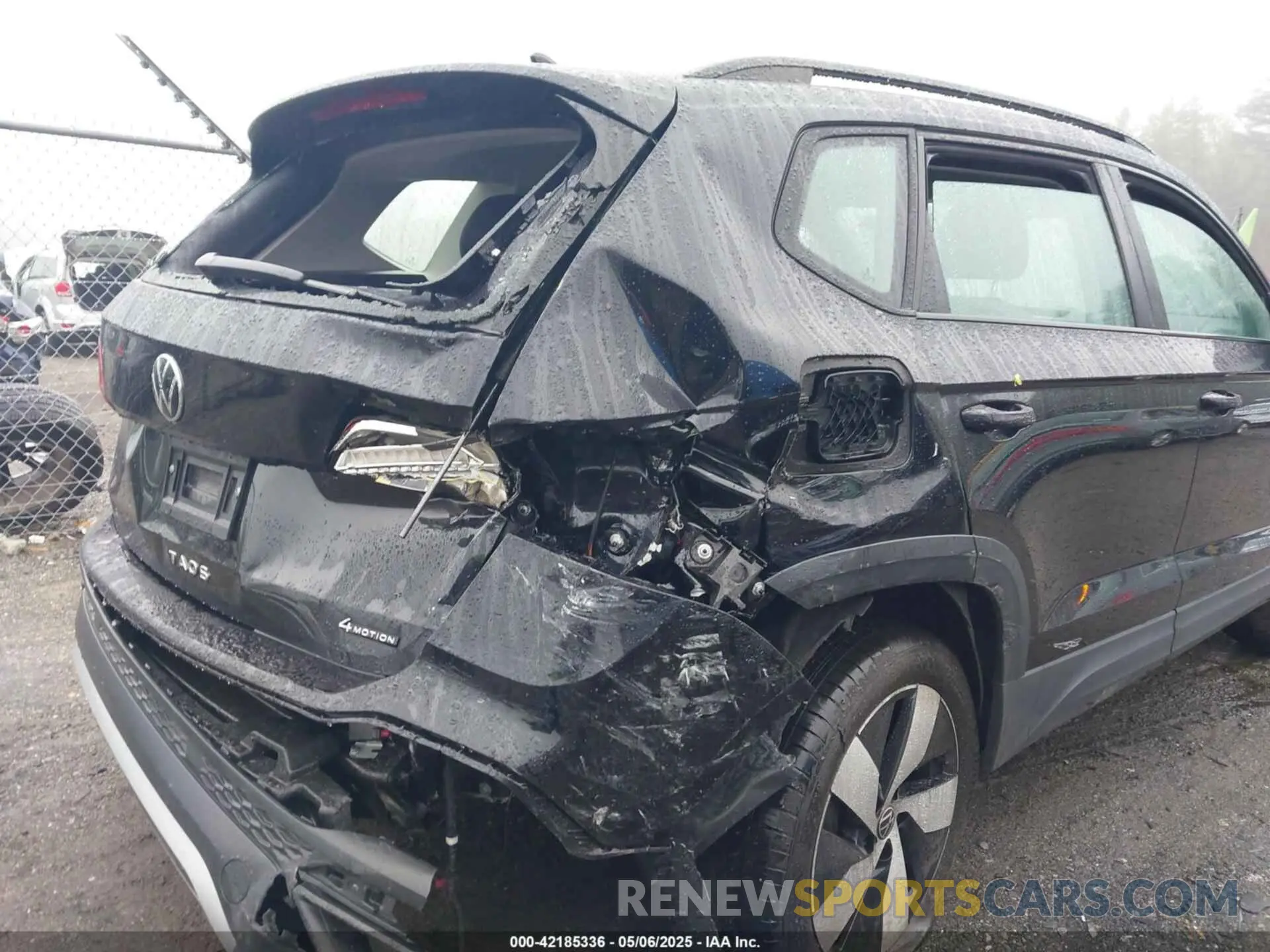 6 Photograph of a damaged car 3VV8X7B28RM123143 VOLKSWAGEN TAOS 2024