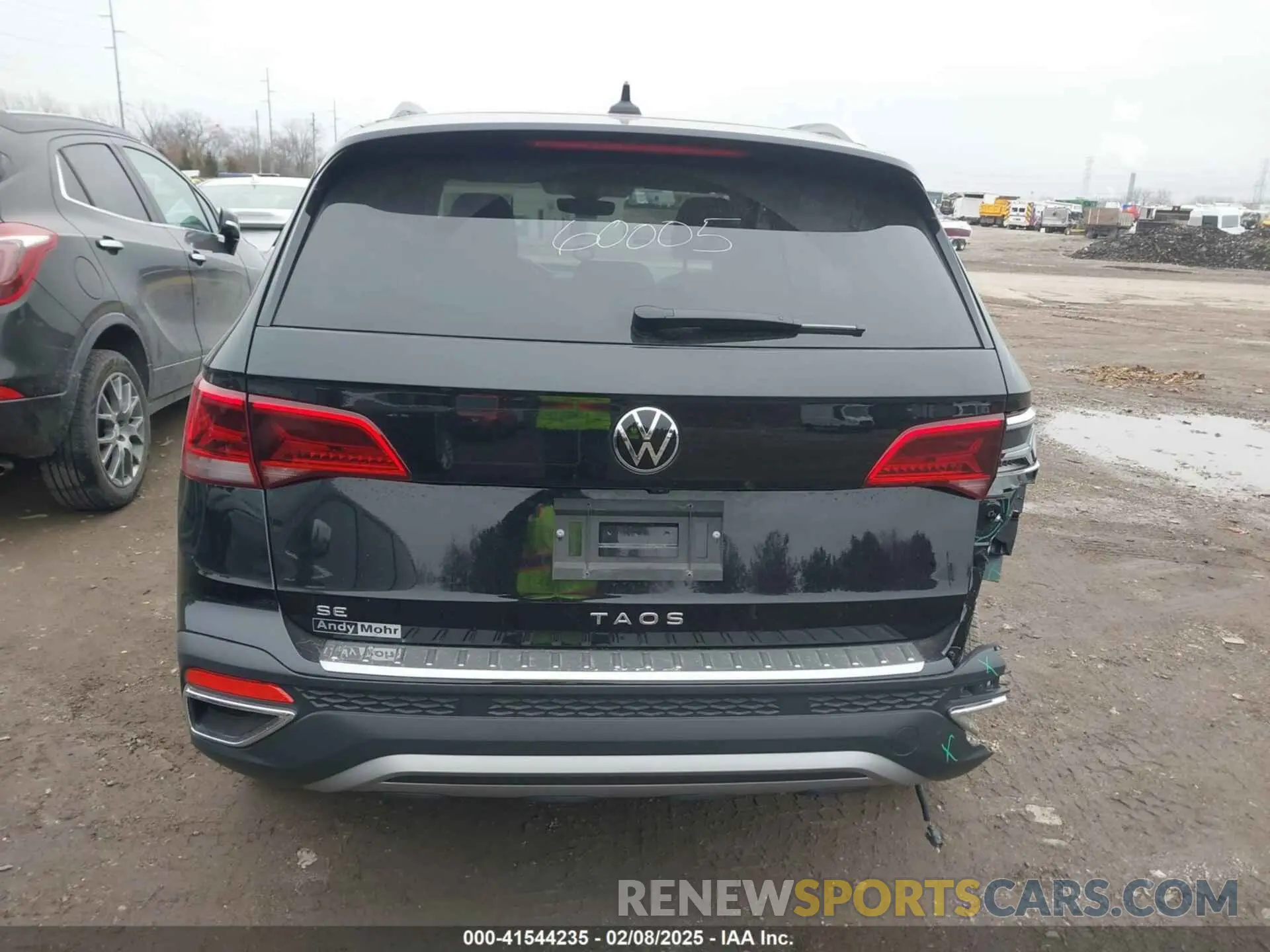 16 Photograph of a damaged car 3VVEX7B21RM077979 VOLKSWAGEN TAOS 2024