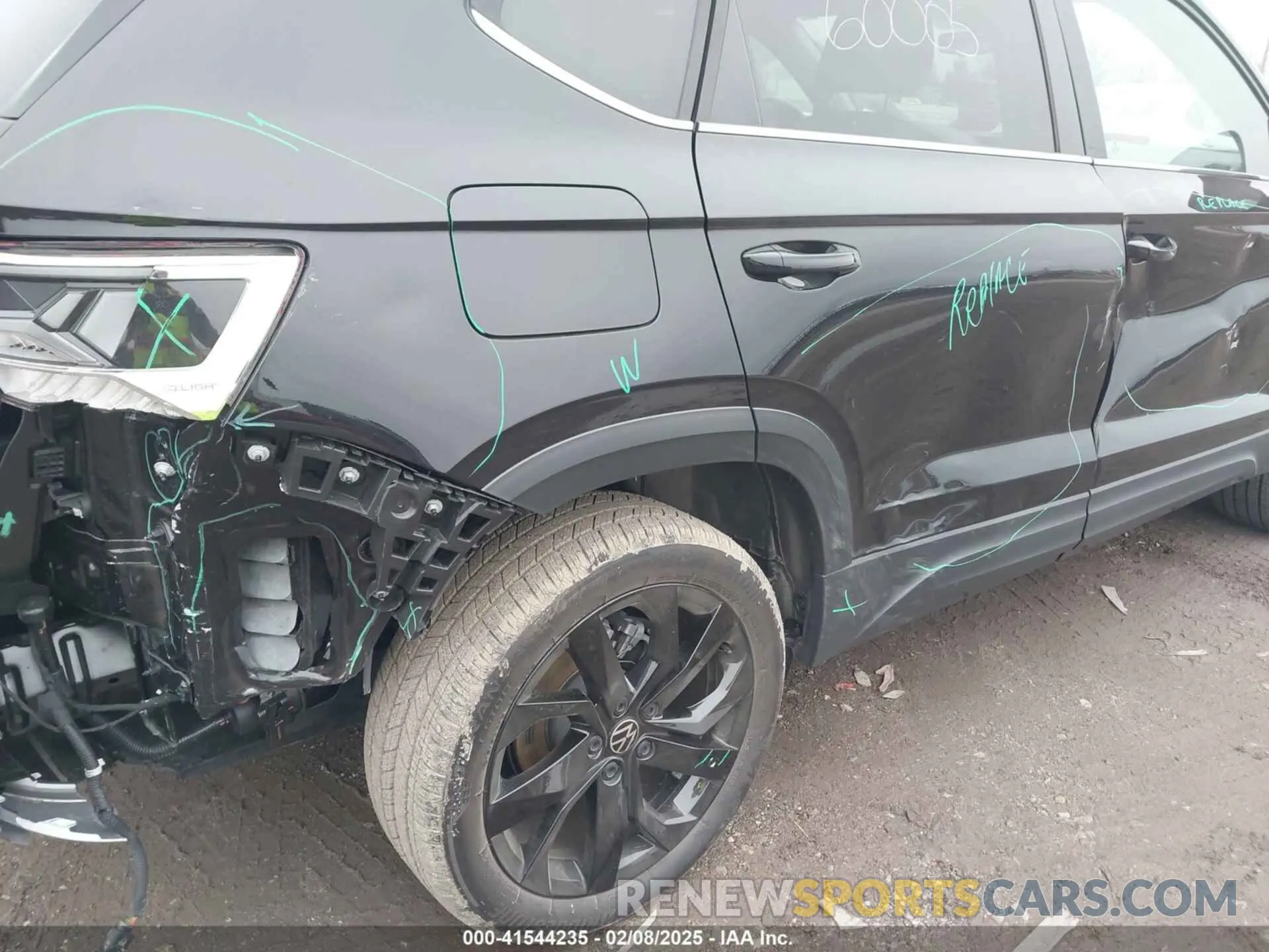 6 Photograph of a damaged car 3VVEX7B21RM077979 VOLKSWAGEN TAOS 2024