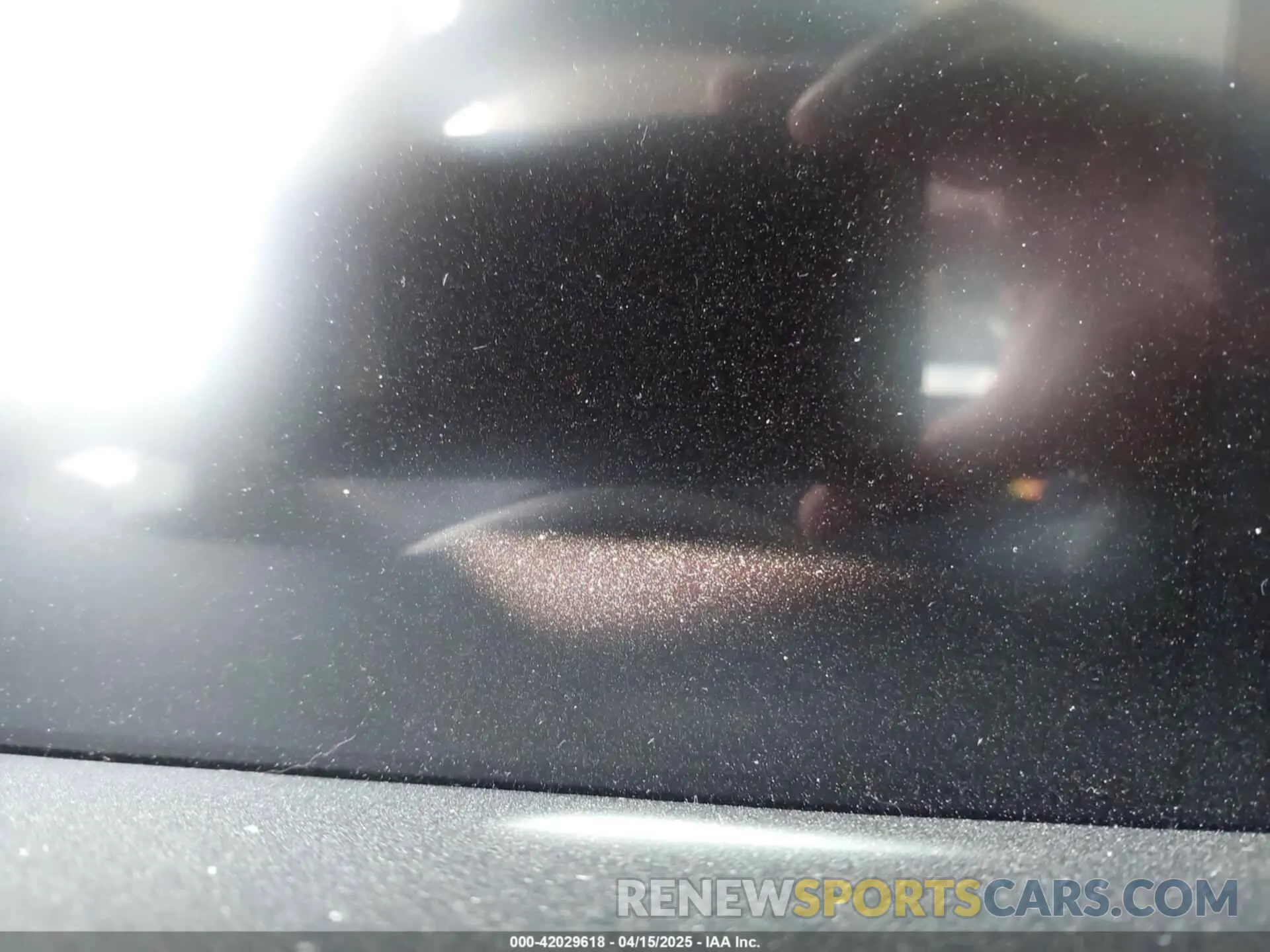 16 Photograph of a damaged car 3VVEX7B23RM122551 VOLKSWAGEN TAOS 2024
