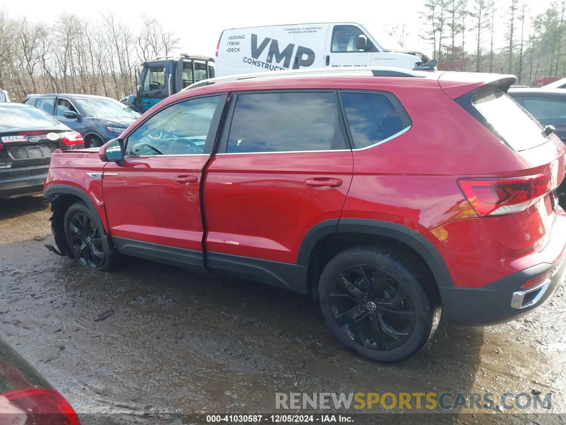 14 Photograph of a damaged car 3VVEX7B25RM010219 VOLKSWAGEN TAOS 2024