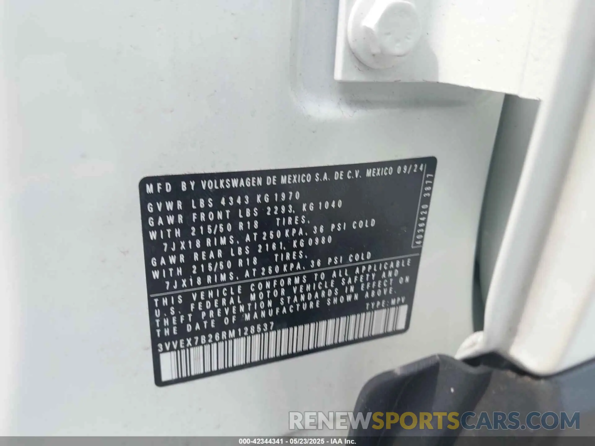 9 Photograph of a damaged car 3VVEX7B26RM128537 VOLKSWAGEN TAOS 2024