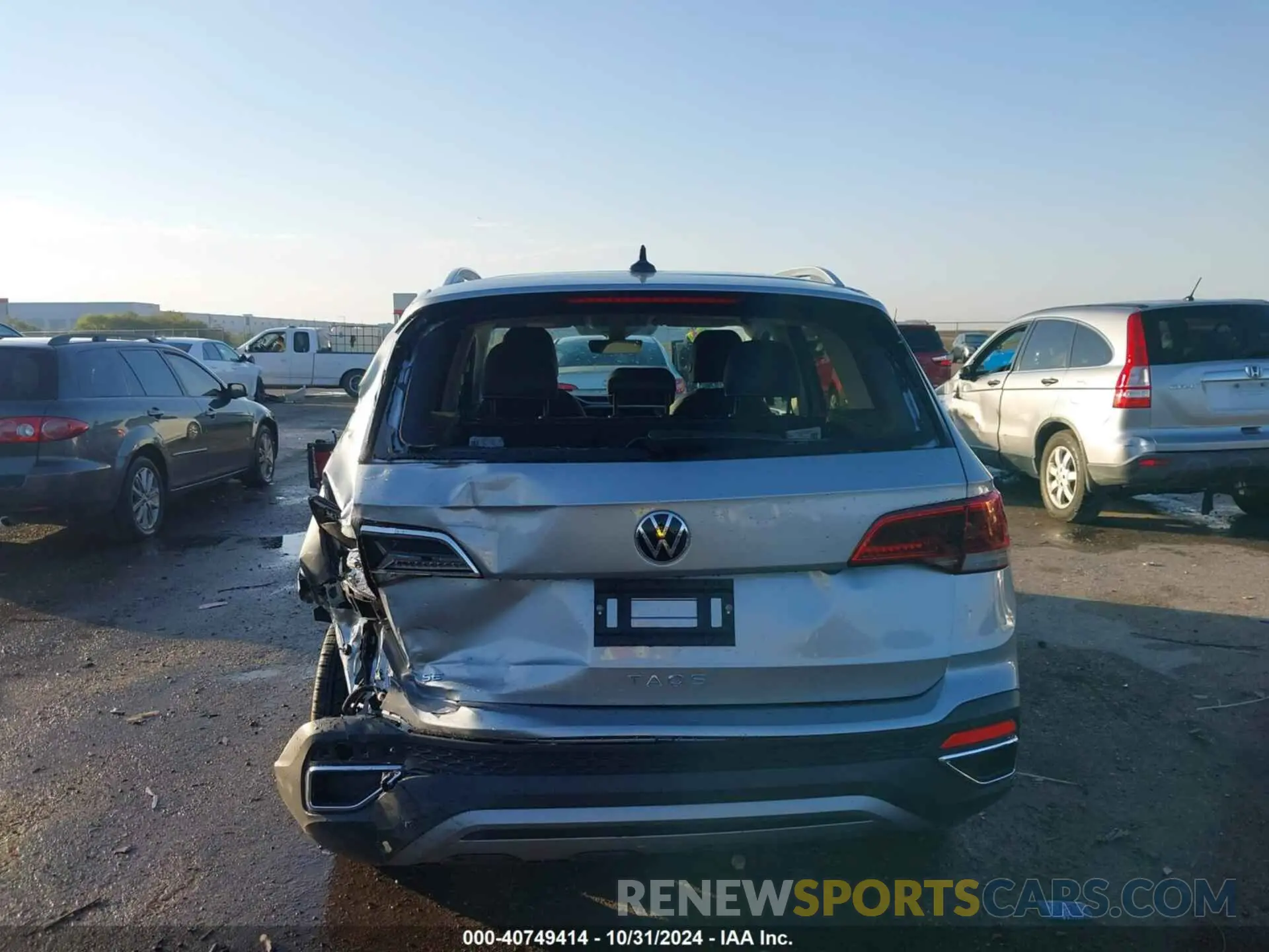 16 Photograph of a damaged car 3VVEX7B2XRM102507 VOLKSWAGEN TAOS 2024