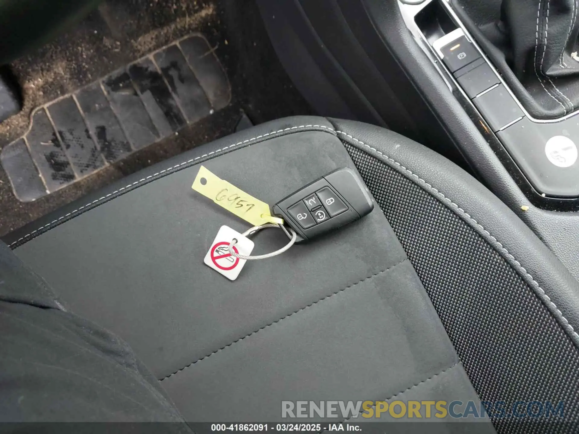 11 Photograph of a damaged car 3VVSX7B20RM017436 VOLKSWAGEN TAOS 2024