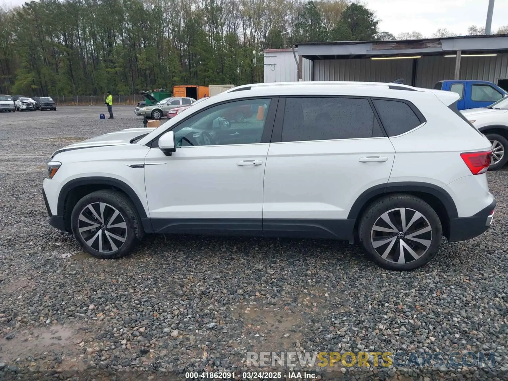 15 Photograph of a damaged car 3VVSX7B20RM017436 VOLKSWAGEN TAOS 2024
