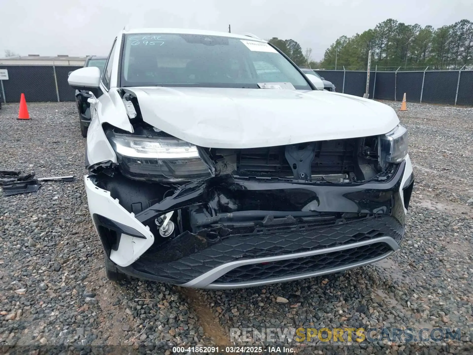 6 Photograph of a damaged car 3VVSX7B20RM017436 VOLKSWAGEN TAOS 2024