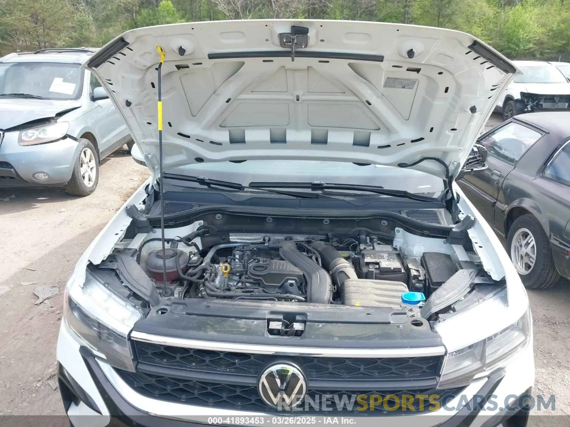 10 Photograph of a damaged car 3VVSX7B22RM012688 VOLKSWAGEN TAOS 2024