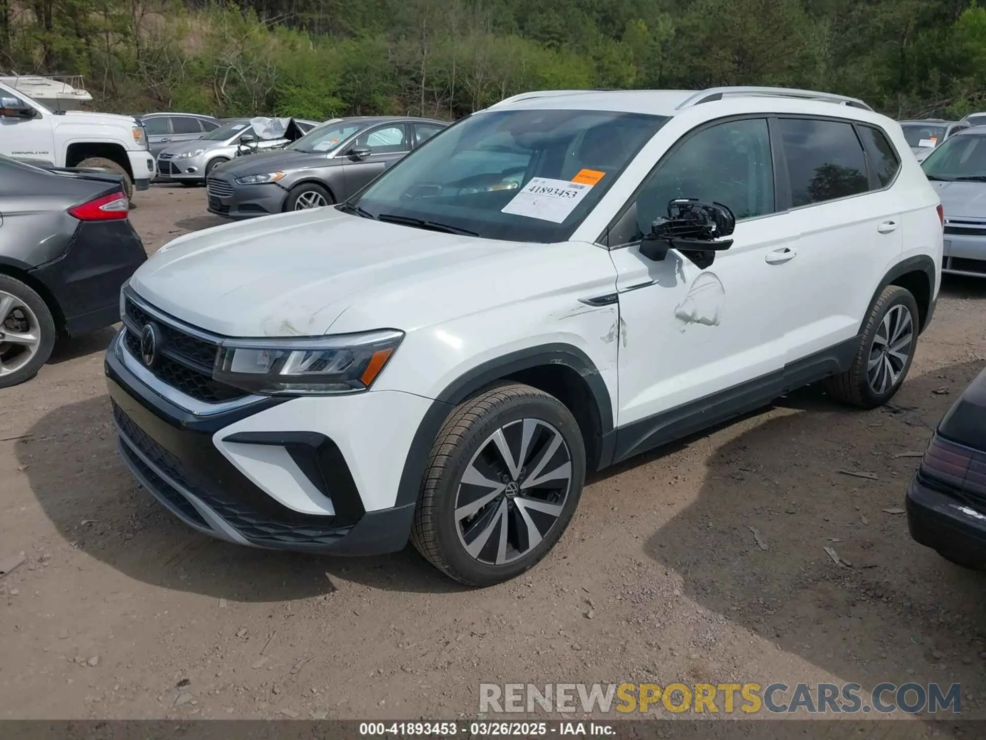 2 Photograph of a damaged car 3VVSX7B22RM012688 VOLKSWAGEN TAOS 2024