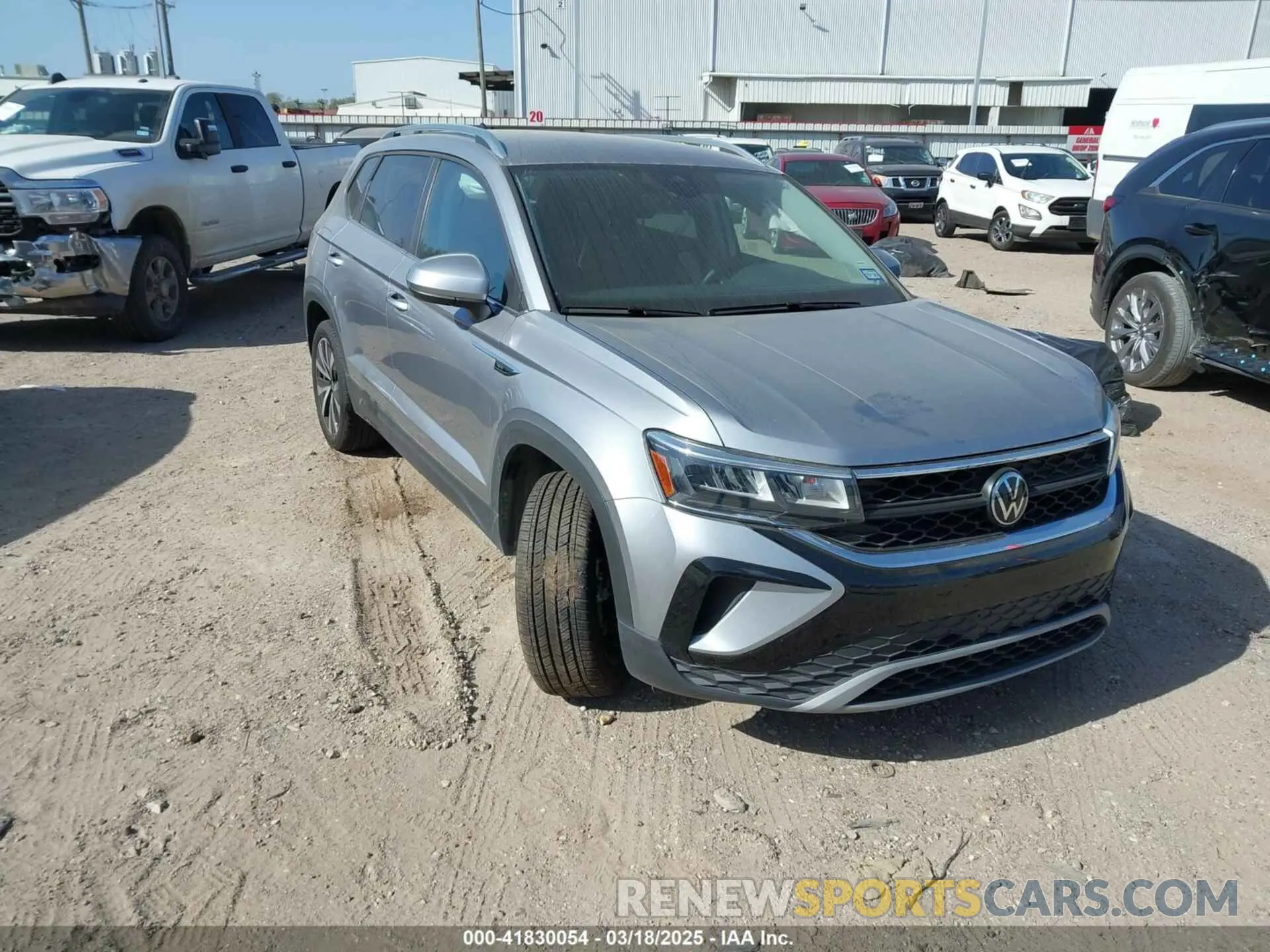 1 Photograph of a damaged car 3VVSX7B23RM118342 VOLKSWAGEN TAOS 2024