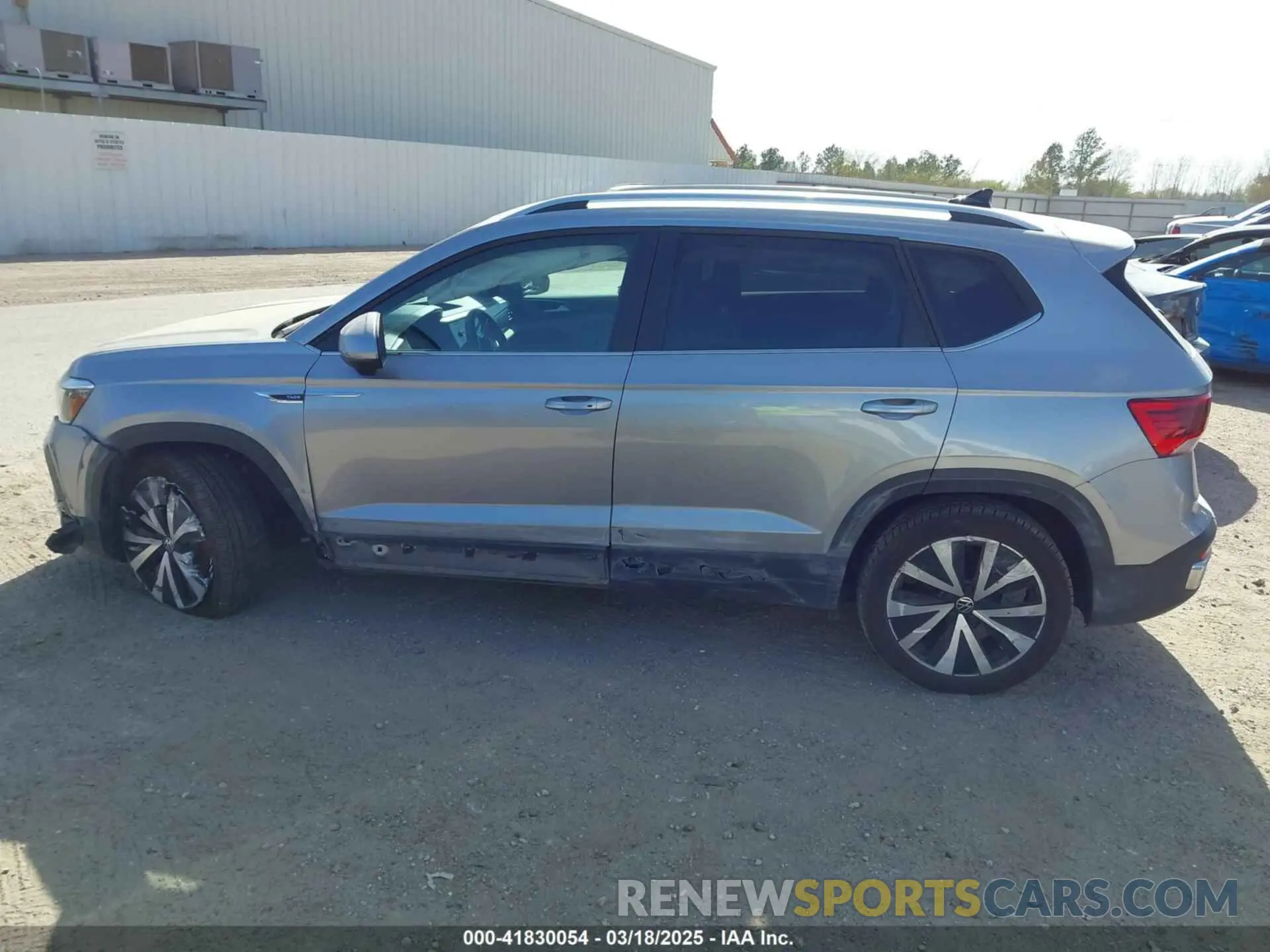 13 Photograph of a damaged car 3VVSX7B23RM118342 VOLKSWAGEN TAOS 2024