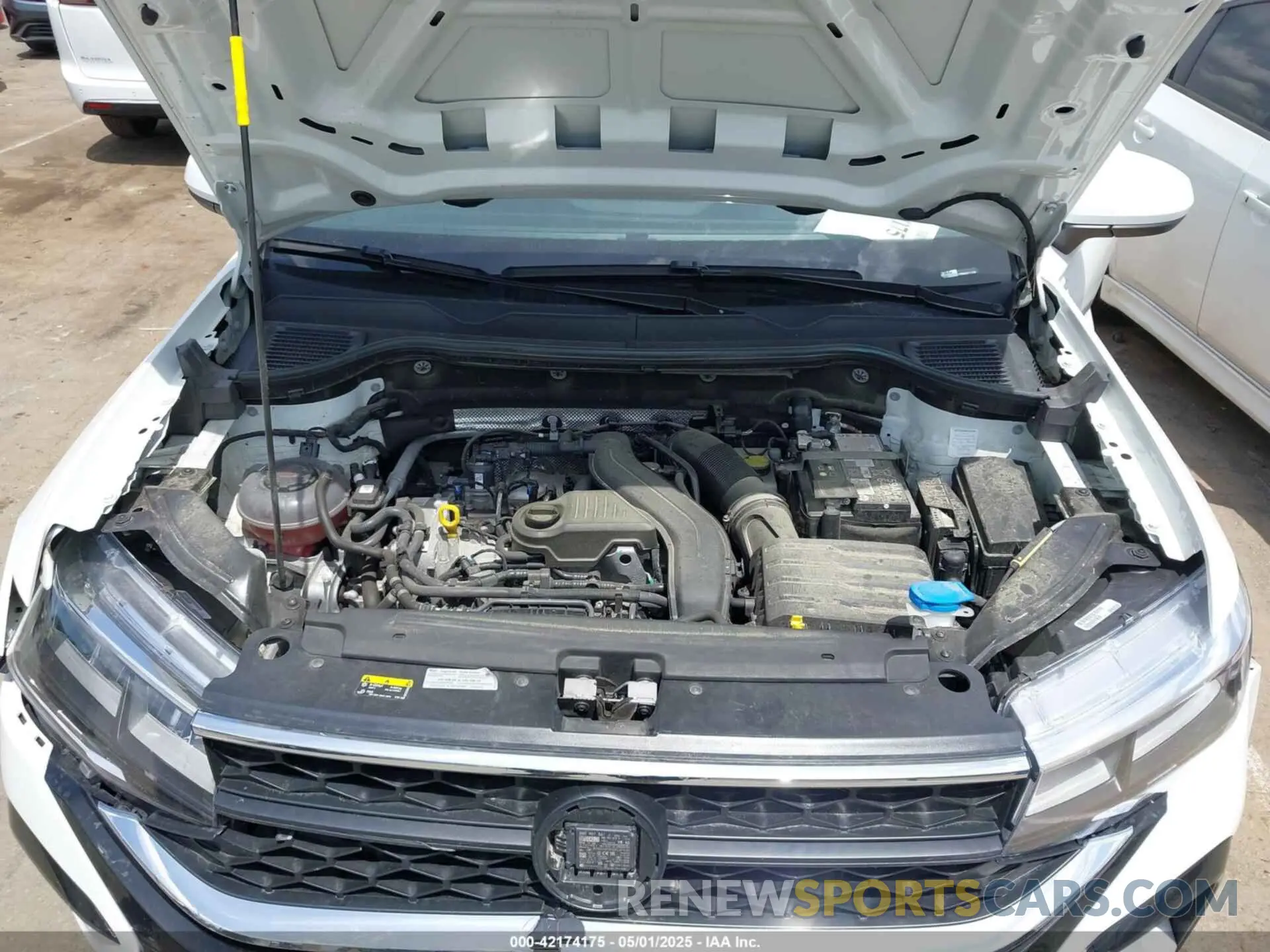 10 Photograph of a damaged car 3VVSX7B24RM001126 VOLKSWAGEN TAOS 2024