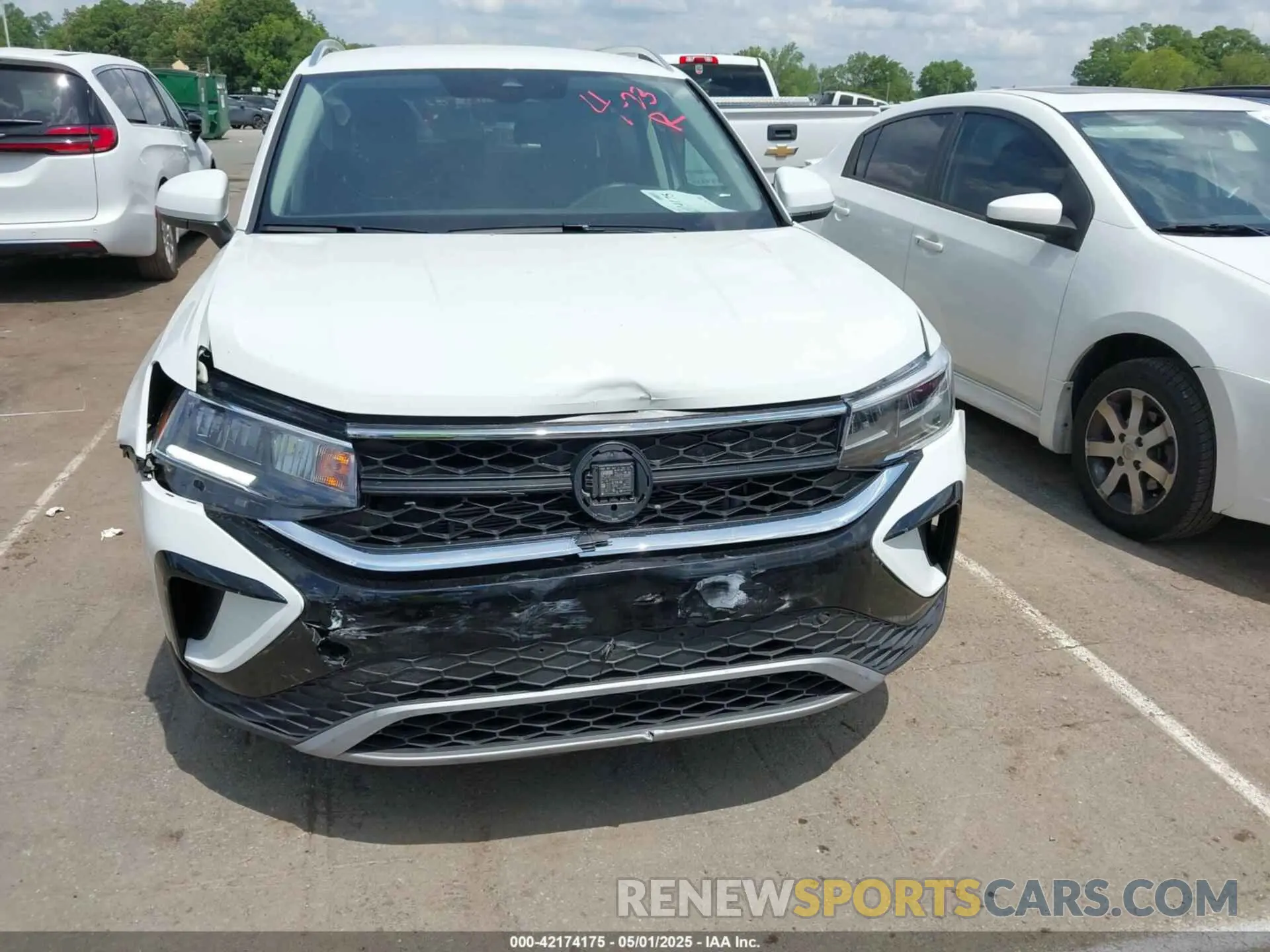 6 Photograph of a damaged car 3VVSX7B24RM001126 VOLKSWAGEN TAOS 2024