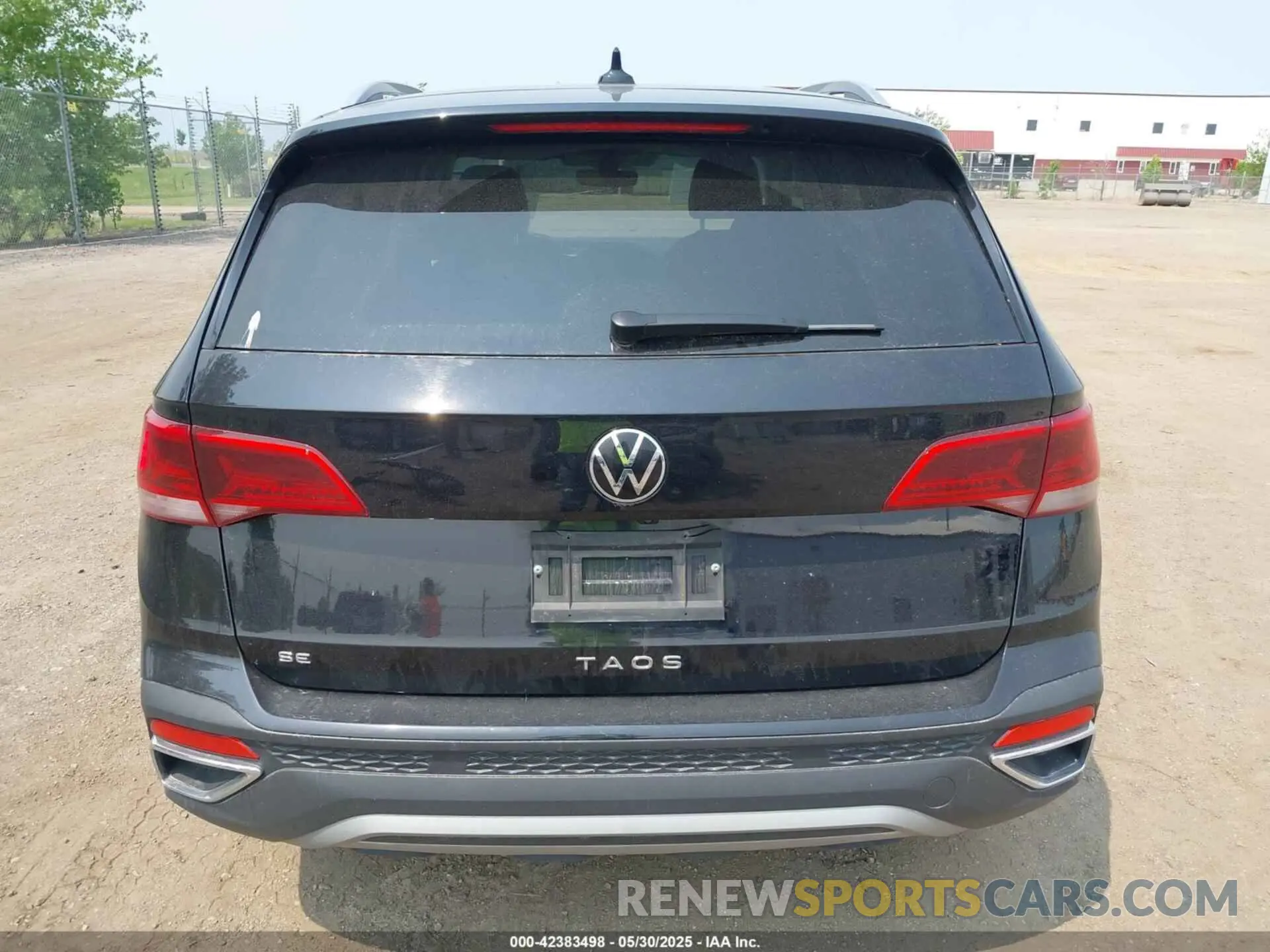 17 Photograph of a damaged car 3VVSX7B24RM007623 VOLKSWAGEN TAOS 2024