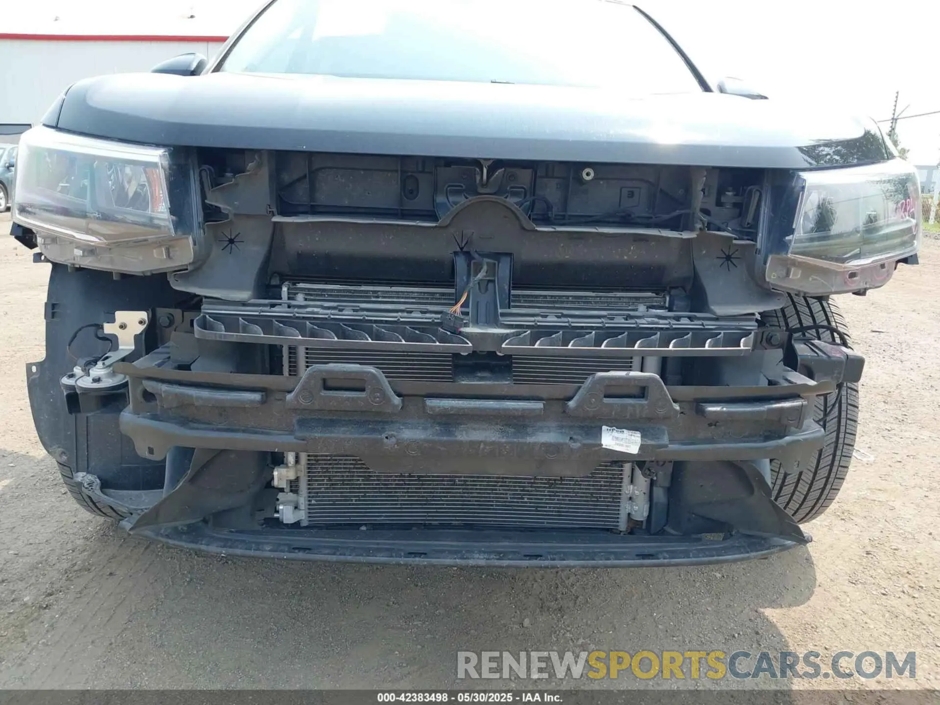 18 Photograph of a damaged car 3VVSX7B24RM007623 VOLKSWAGEN TAOS 2024