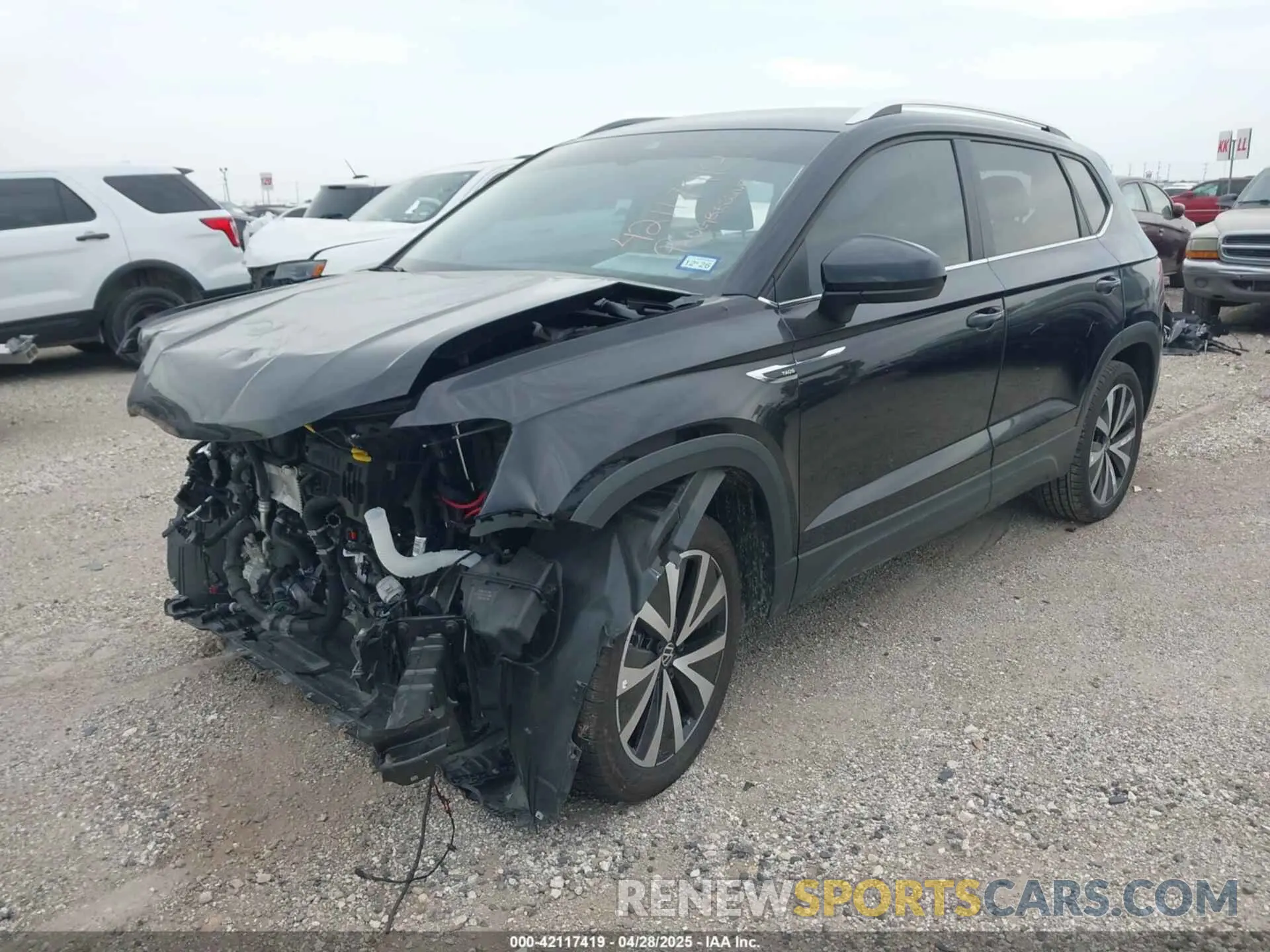 2 Photograph of a damaged car 3VVSX7B27RM064253 VOLKSWAGEN TAOS 2024