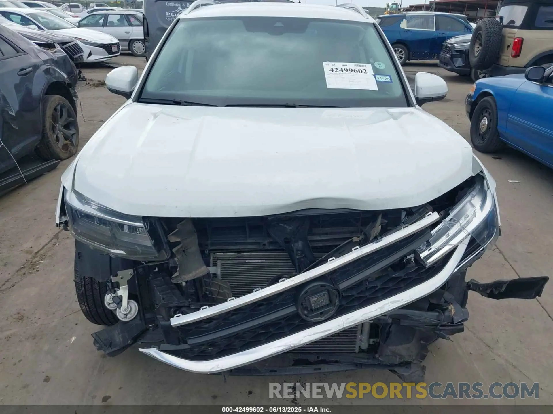 6 Photograph of a damaged car 3VVSX7B29RM001364 VOLKSWAGEN TAOS 2024