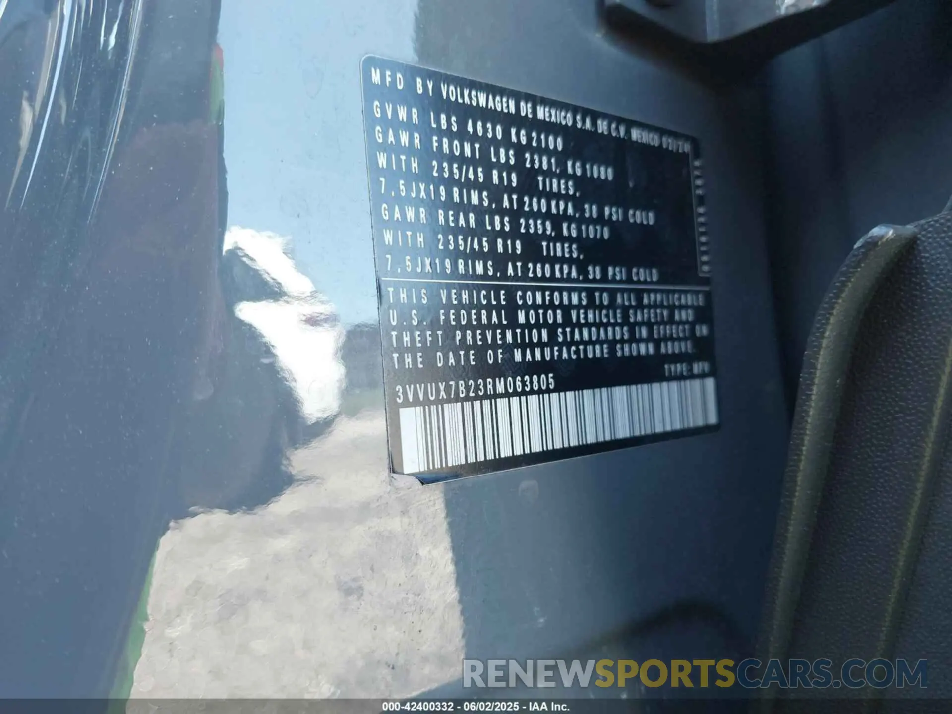 9 Photograph of a damaged car 3VVUX7B23RM063805 VOLKSWAGEN TAOS 2024
