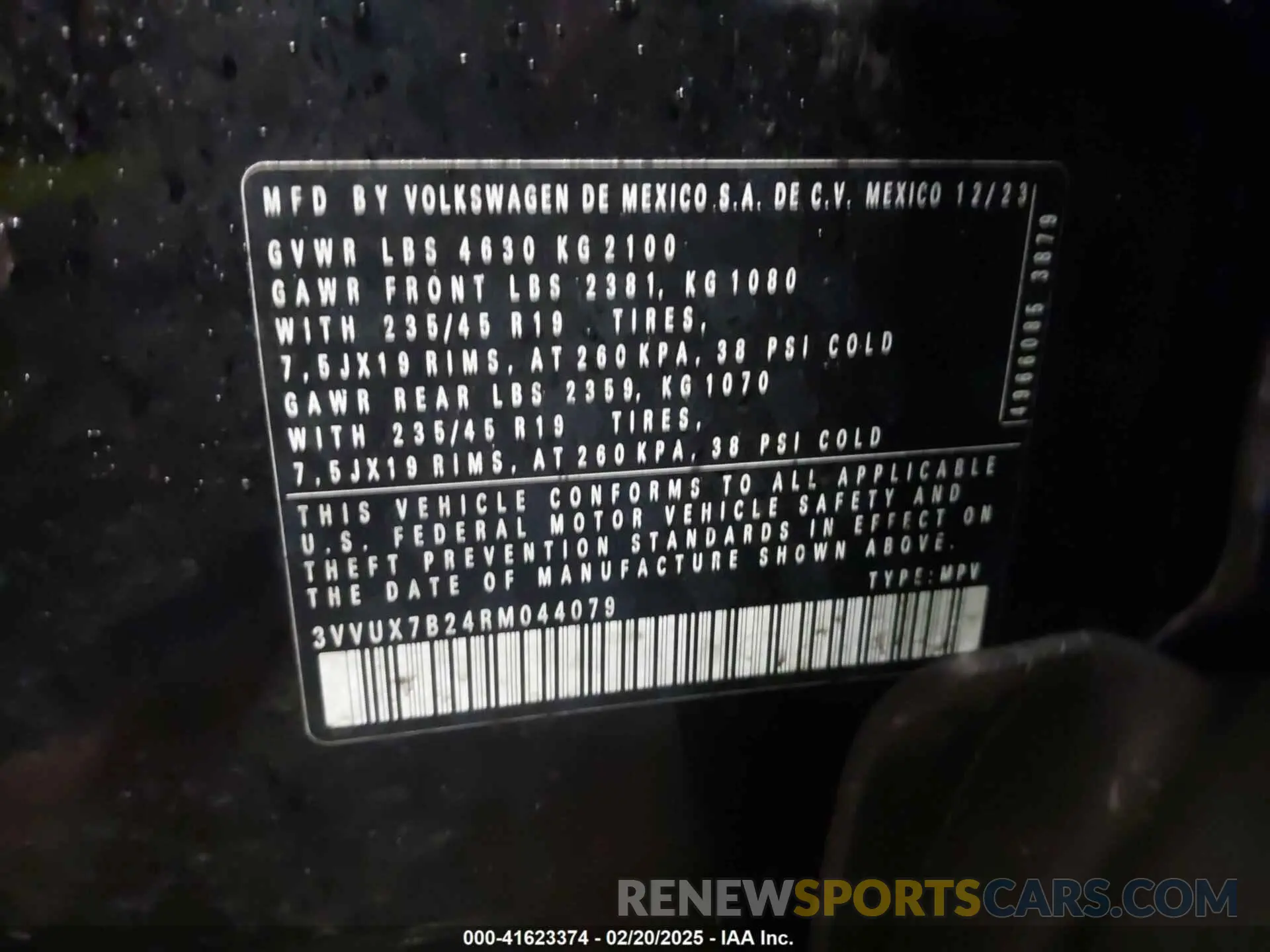 9 Photograph of a damaged car 3VVUX7B24RM044079 VOLKSWAGEN TAOS 2024