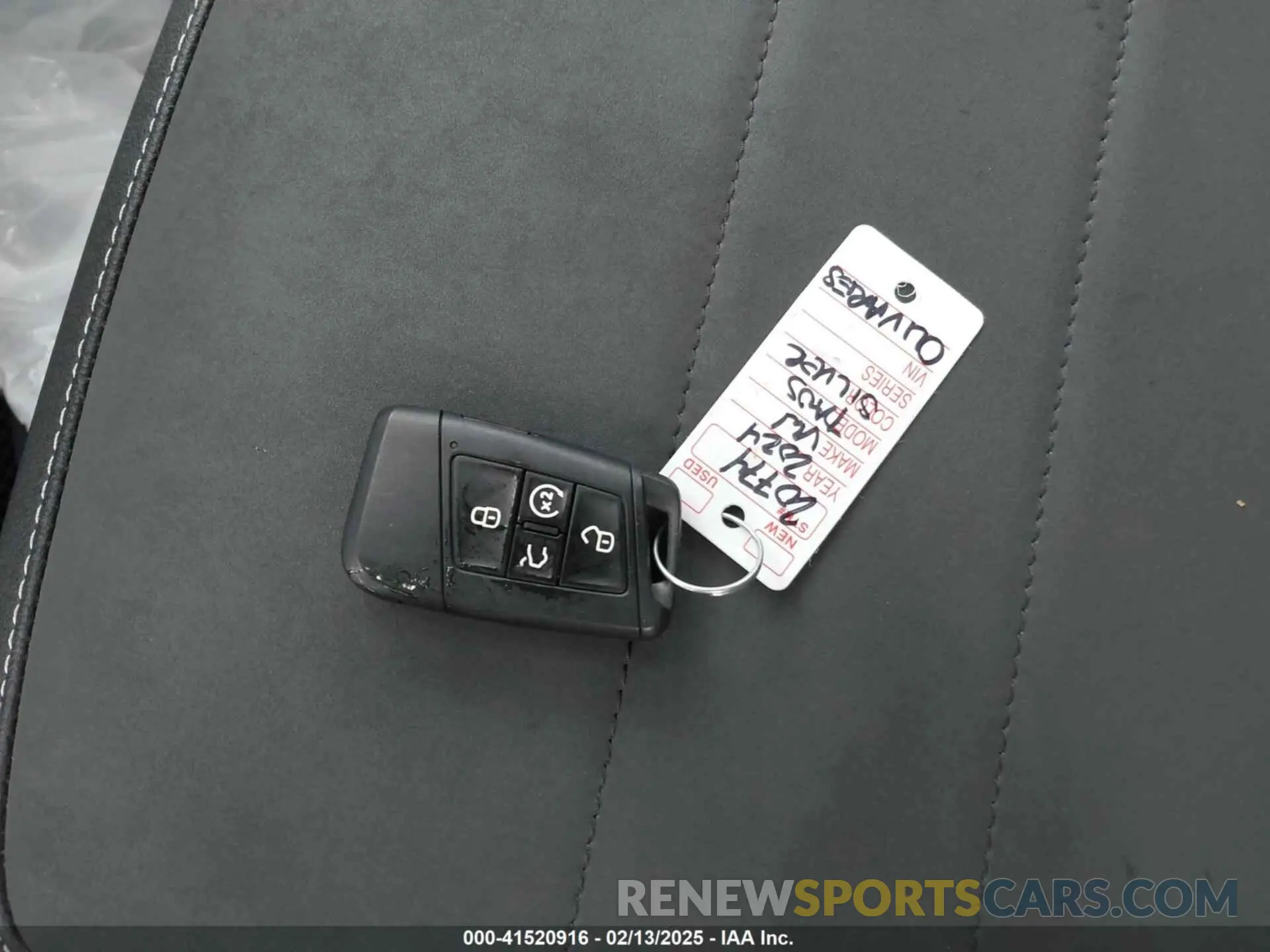 11 Photograph of a damaged car 3VVVX7B27RM041262 VOLKSWAGEN TAOS 2024