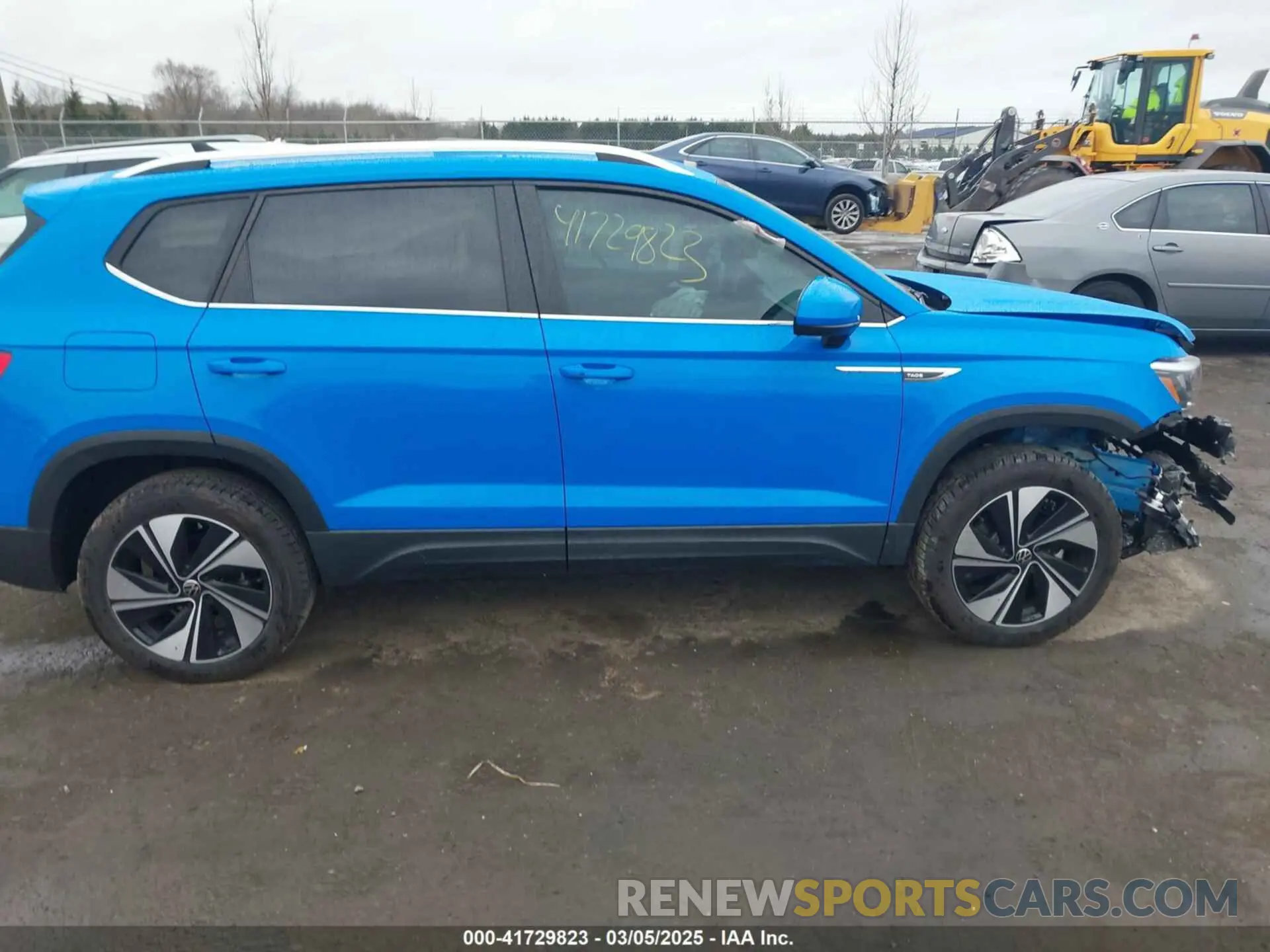 13 Photograph of a damaged car 3VVVX7B27RM072379 VOLKSWAGEN TAOS 2024