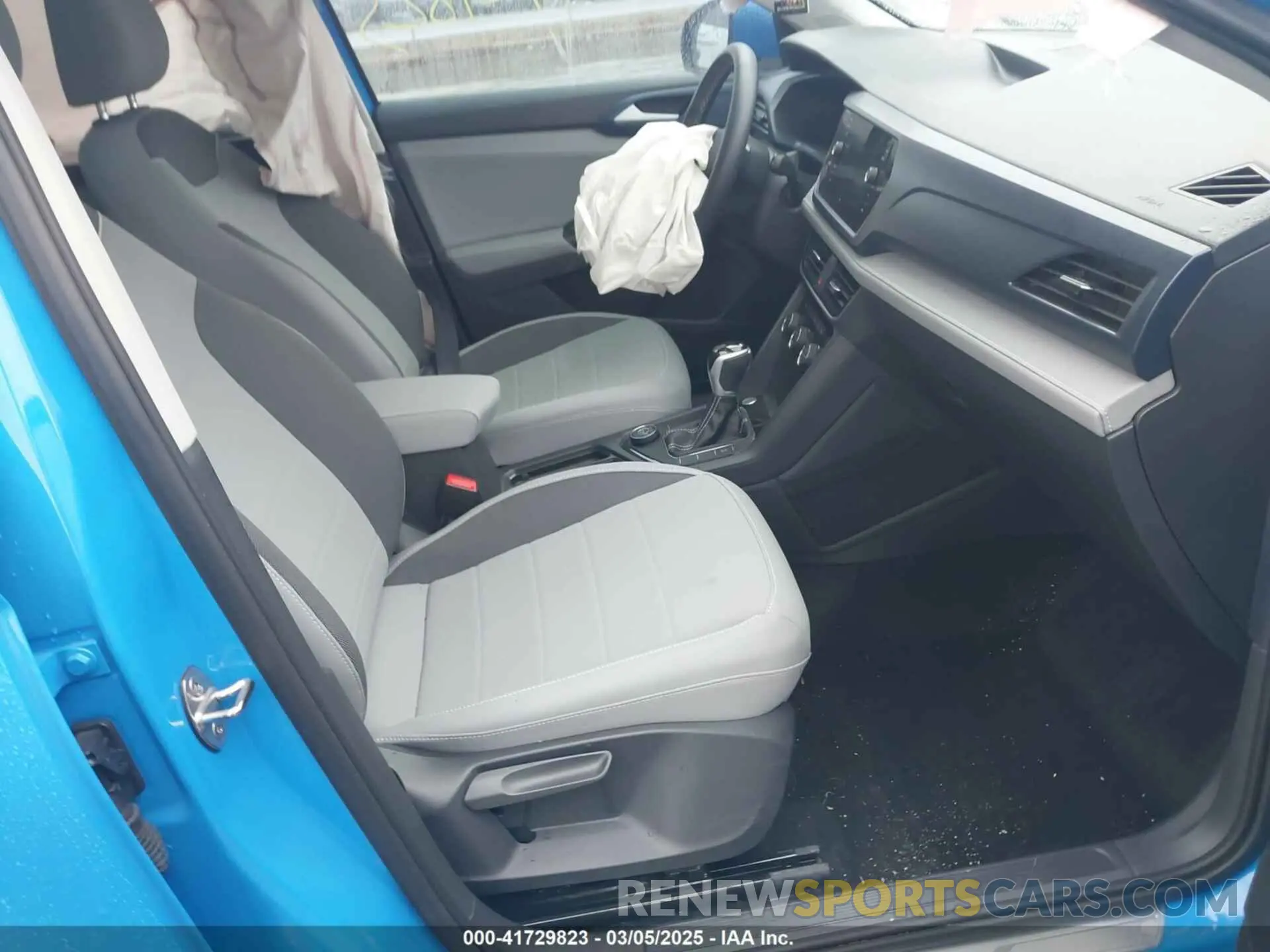 5 Photograph of a damaged car 3VVVX7B27RM072379 VOLKSWAGEN TAOS 2024