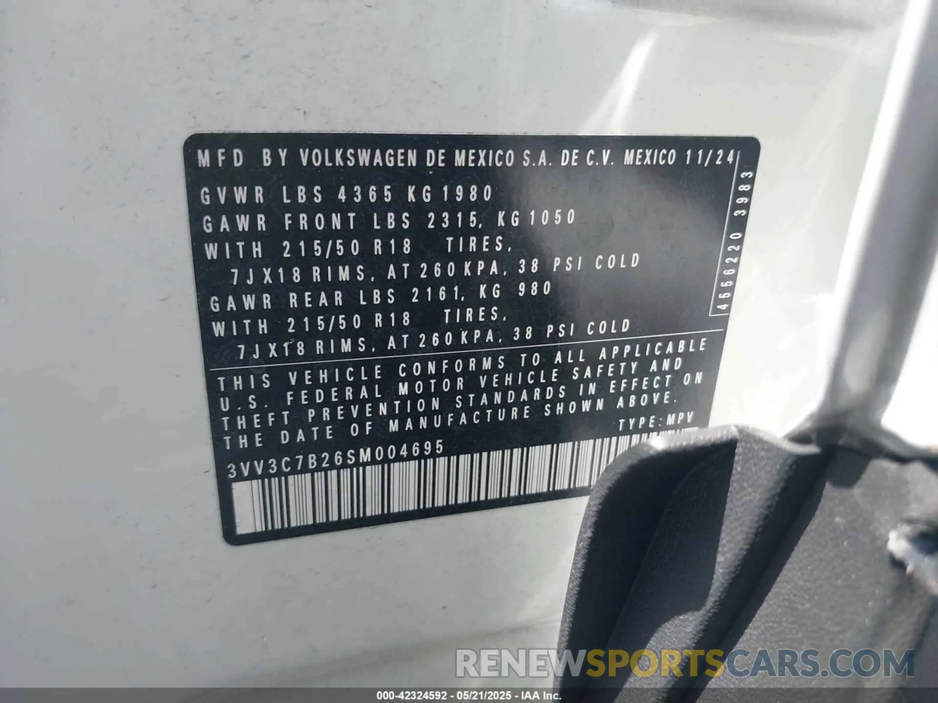 9 Photograph of a damaged car 3VV3C7B26SM004695 VOLKSWAGEN TAOS 2025