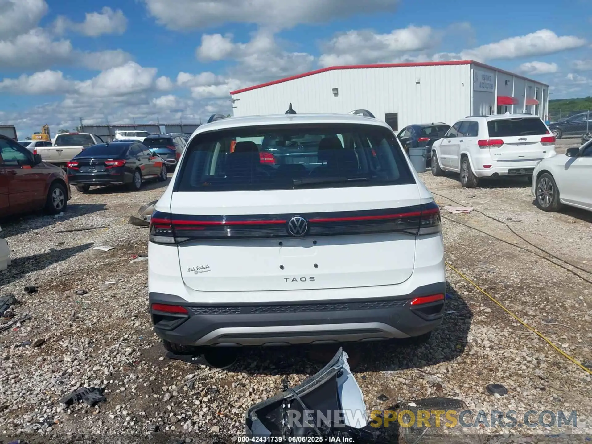17 Photograph of a damaged car 3VV5C7B22SM014701 VOLKSWAGEN TAOS 2025