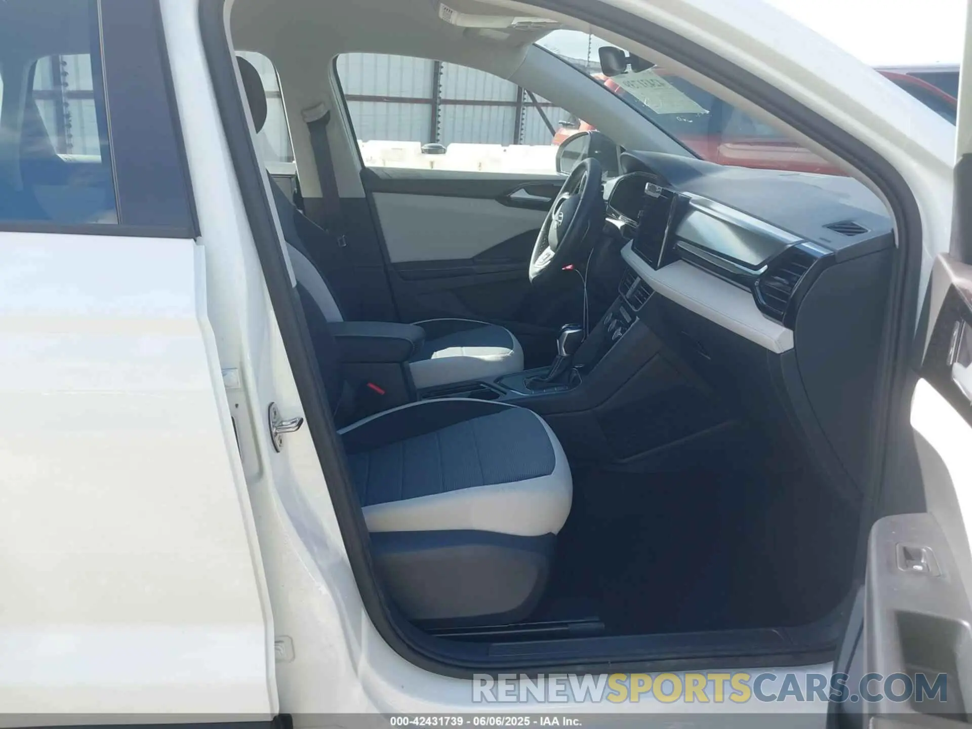 5 Photograph of a damaged car 3VV5C7B22SM014701 VOLKSWAGEN TAOS 2025