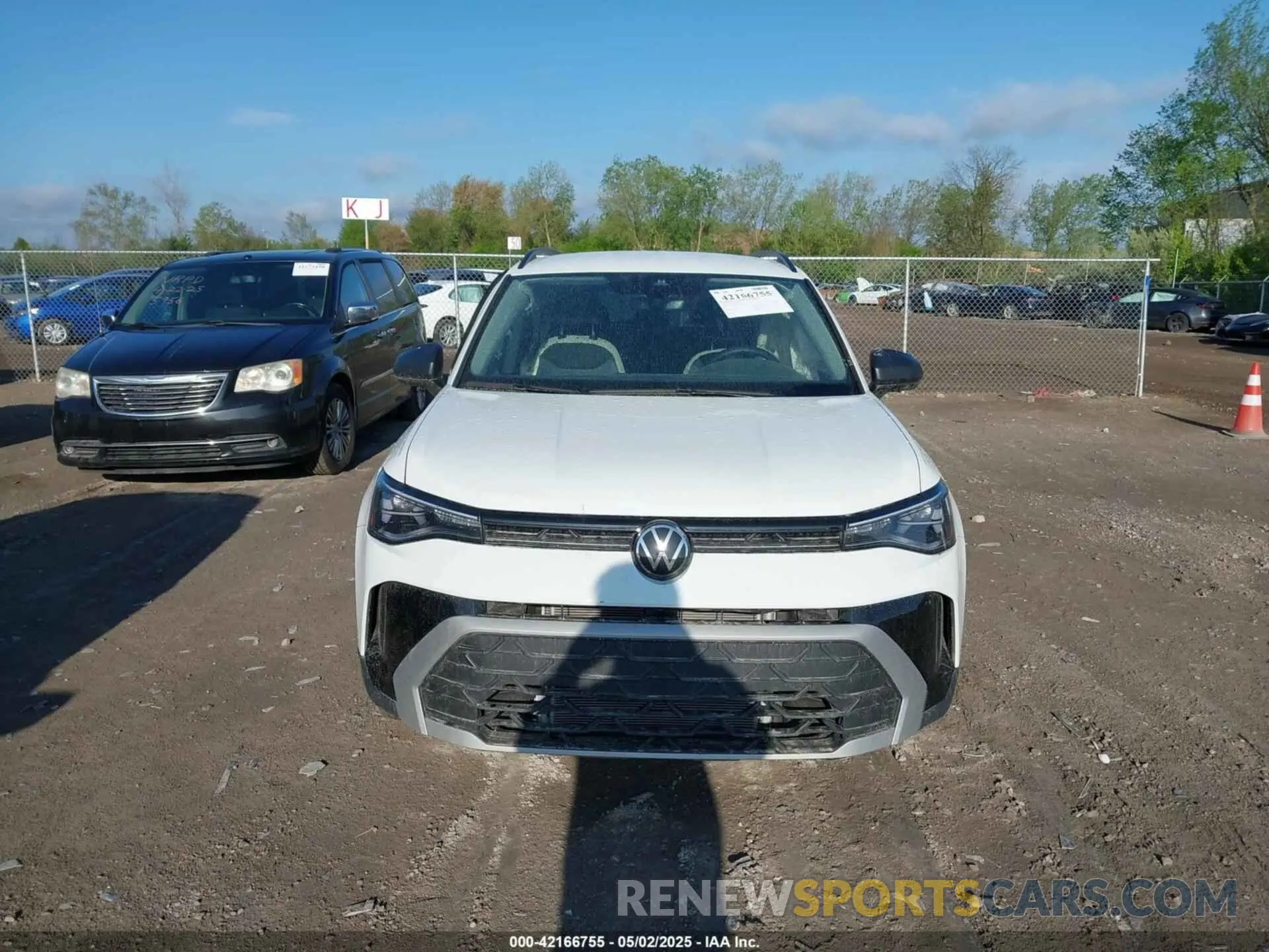 12 Photograph of a damaged car 3VV5C7B27SM010322 VOLKSWAGEN TAOS 2025