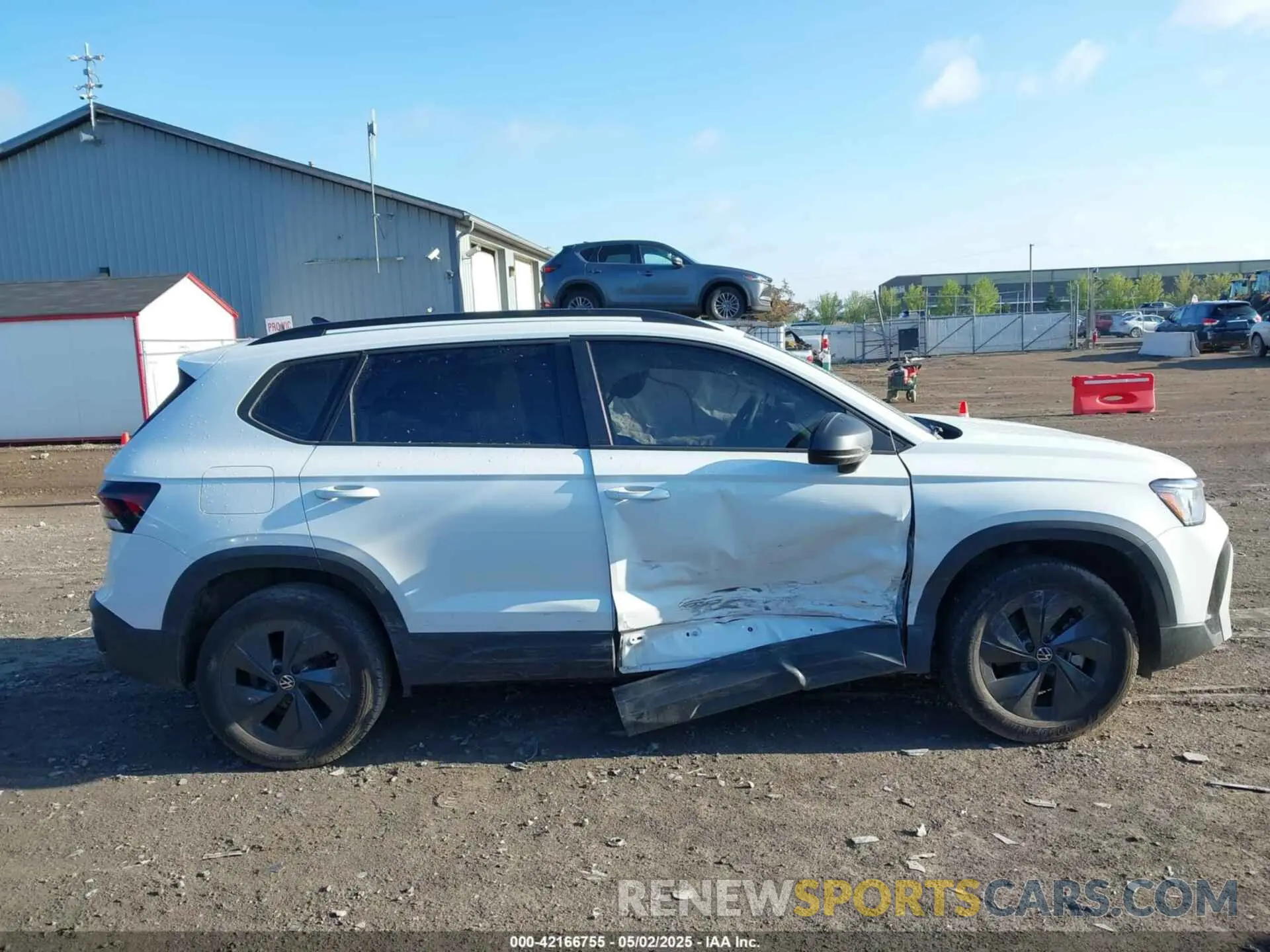 13 Photograph of a damaged car 3VV5C7B27SM010322 VOLKSWAGEN TAOS 2025