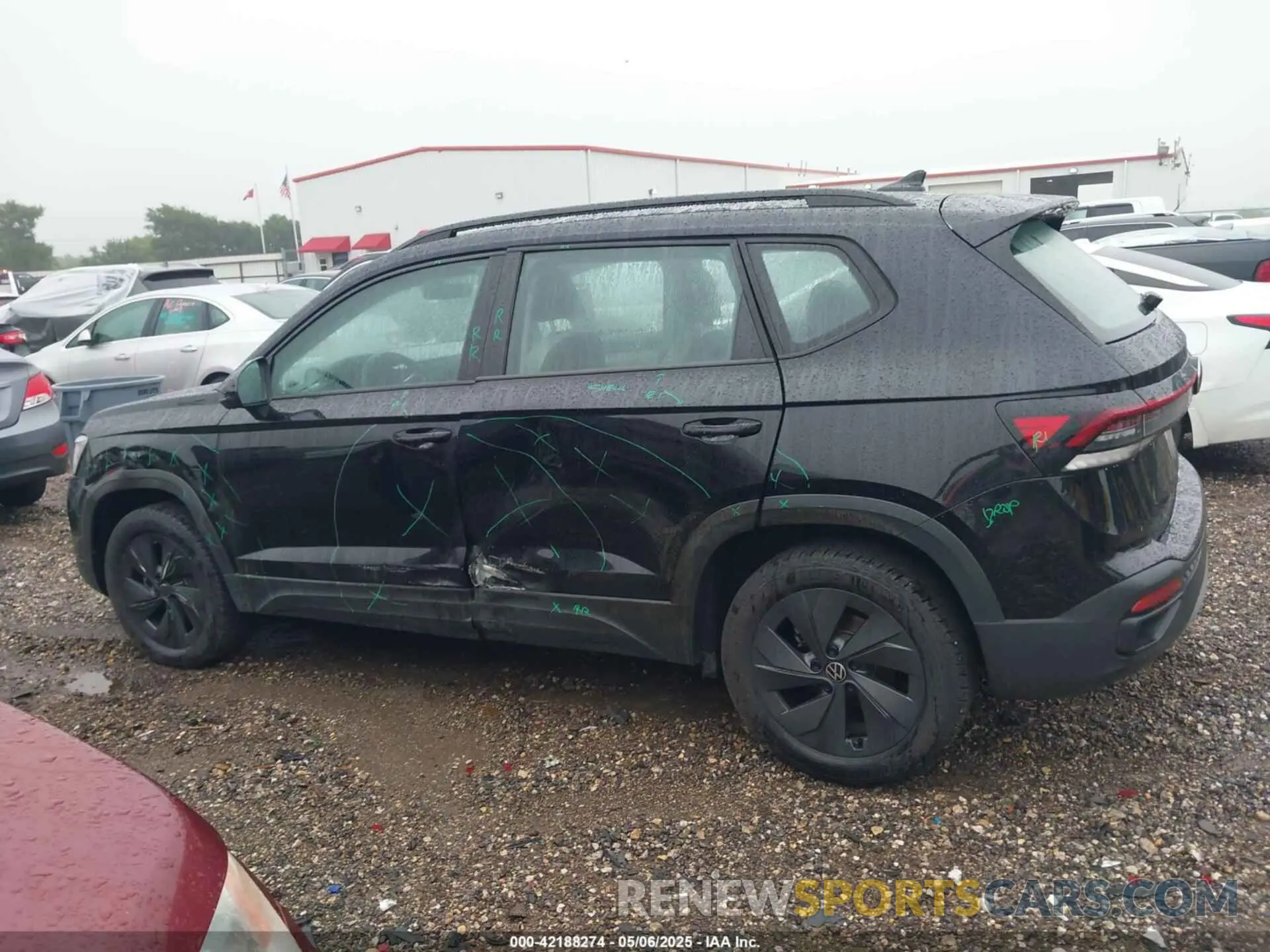 14 Photograph of a damaged car 3VV5C7B27SM023006 VOLKSWAGEN TAOS 2025