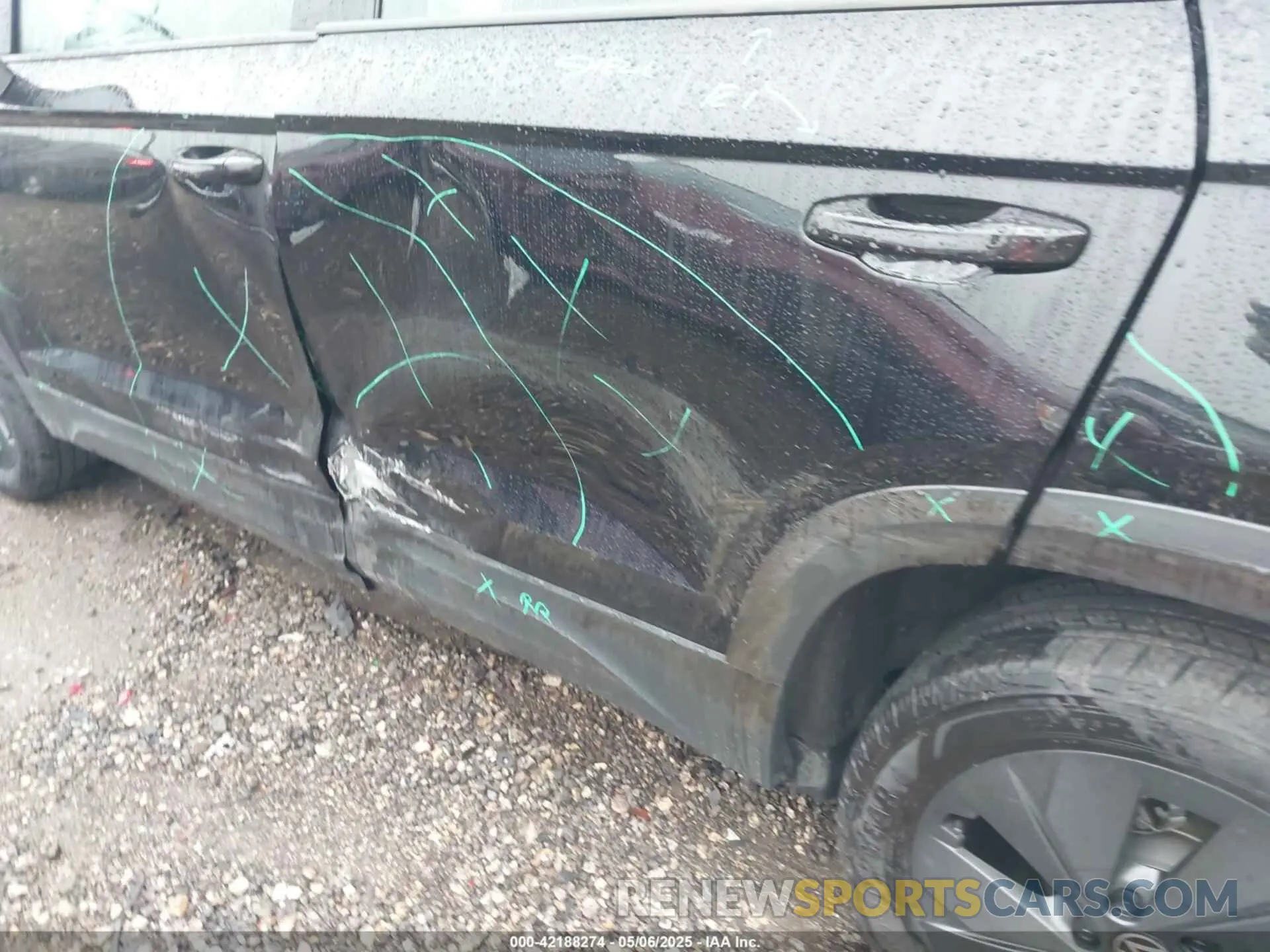 18 Photograph of a damaged car 3VV5C7B27SM023006 VOLKSWAGEN TAOS 2025