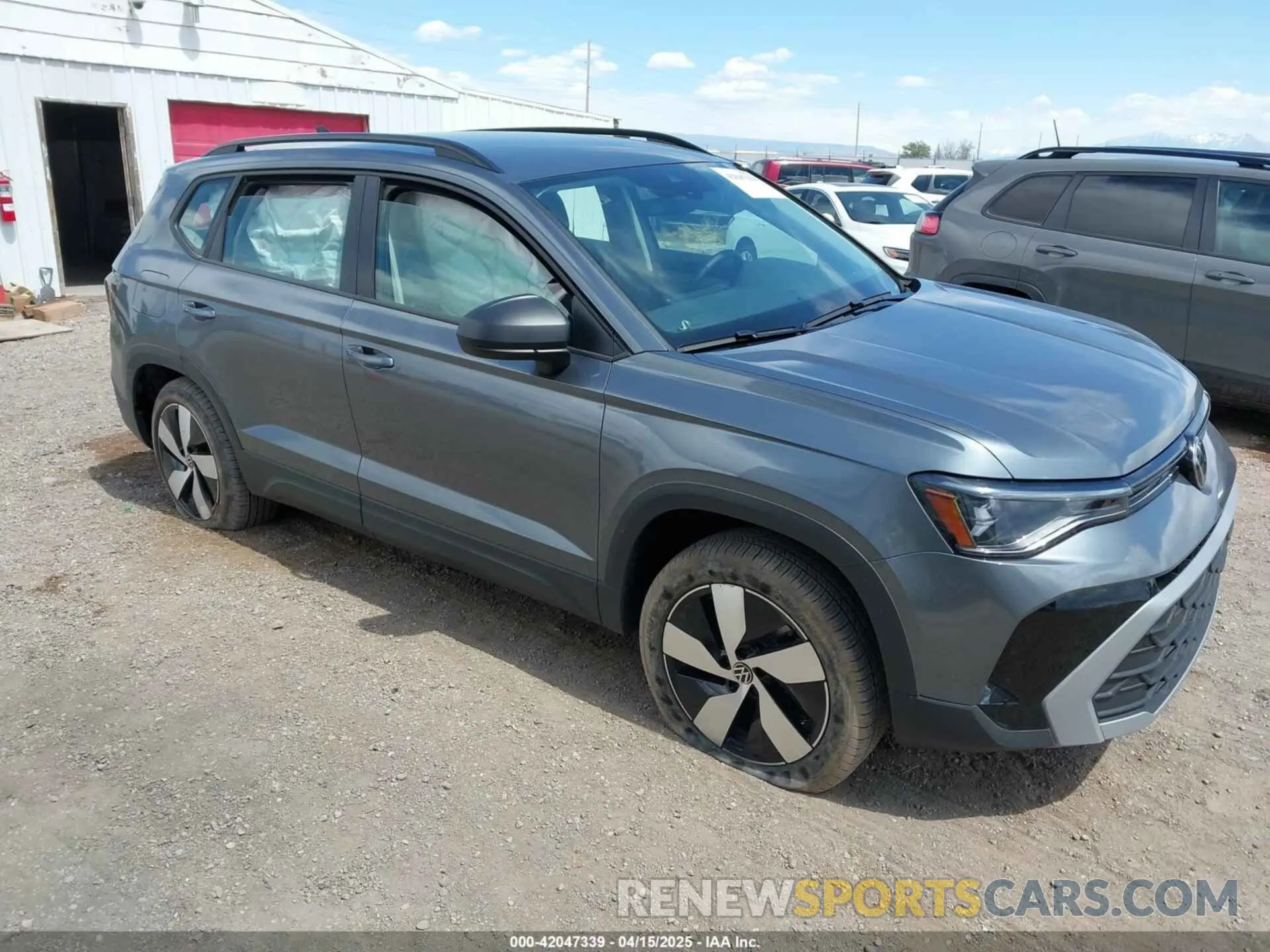 1 Photograph of a damaged car 3VV8C7B20SM007811 VOLKSWAGEN TAOS 2025