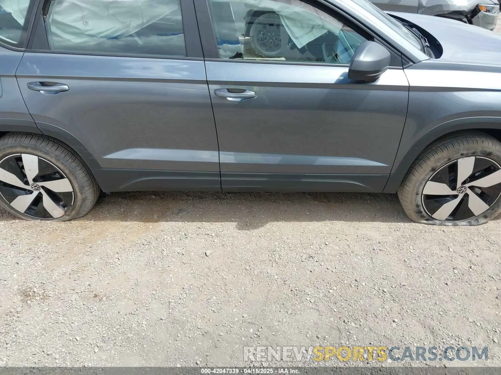 6 Photograph of a damaged car 3VV8C7B20SM007811 VOLKSWAGEN TAOS 2025