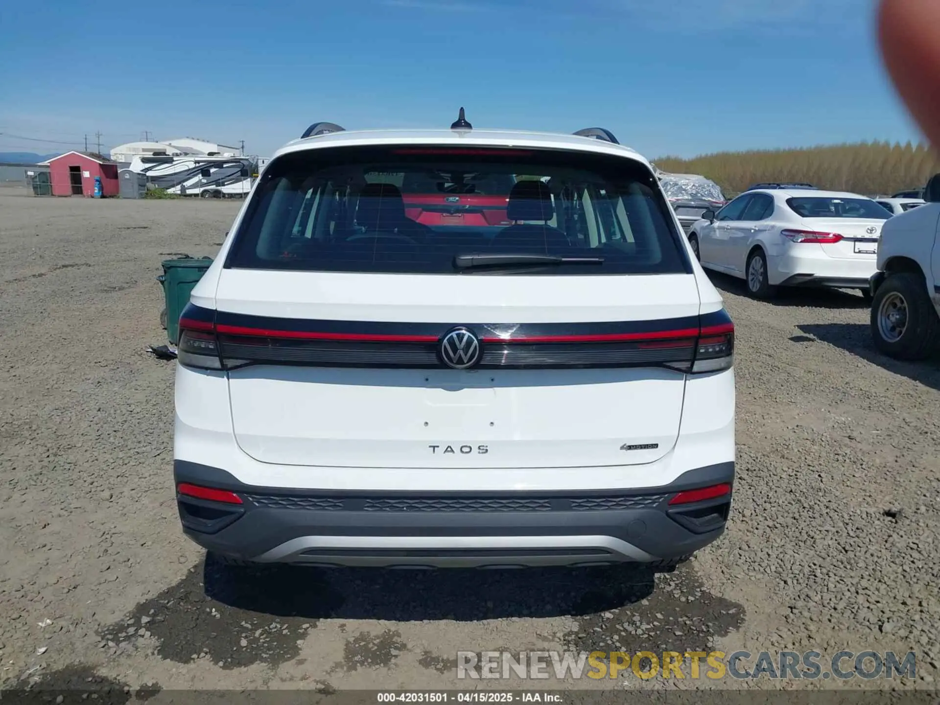 16 Photograph of a damaged car 3VV8C7B28SM034092 VOLKSWAGEN TAOS 2025