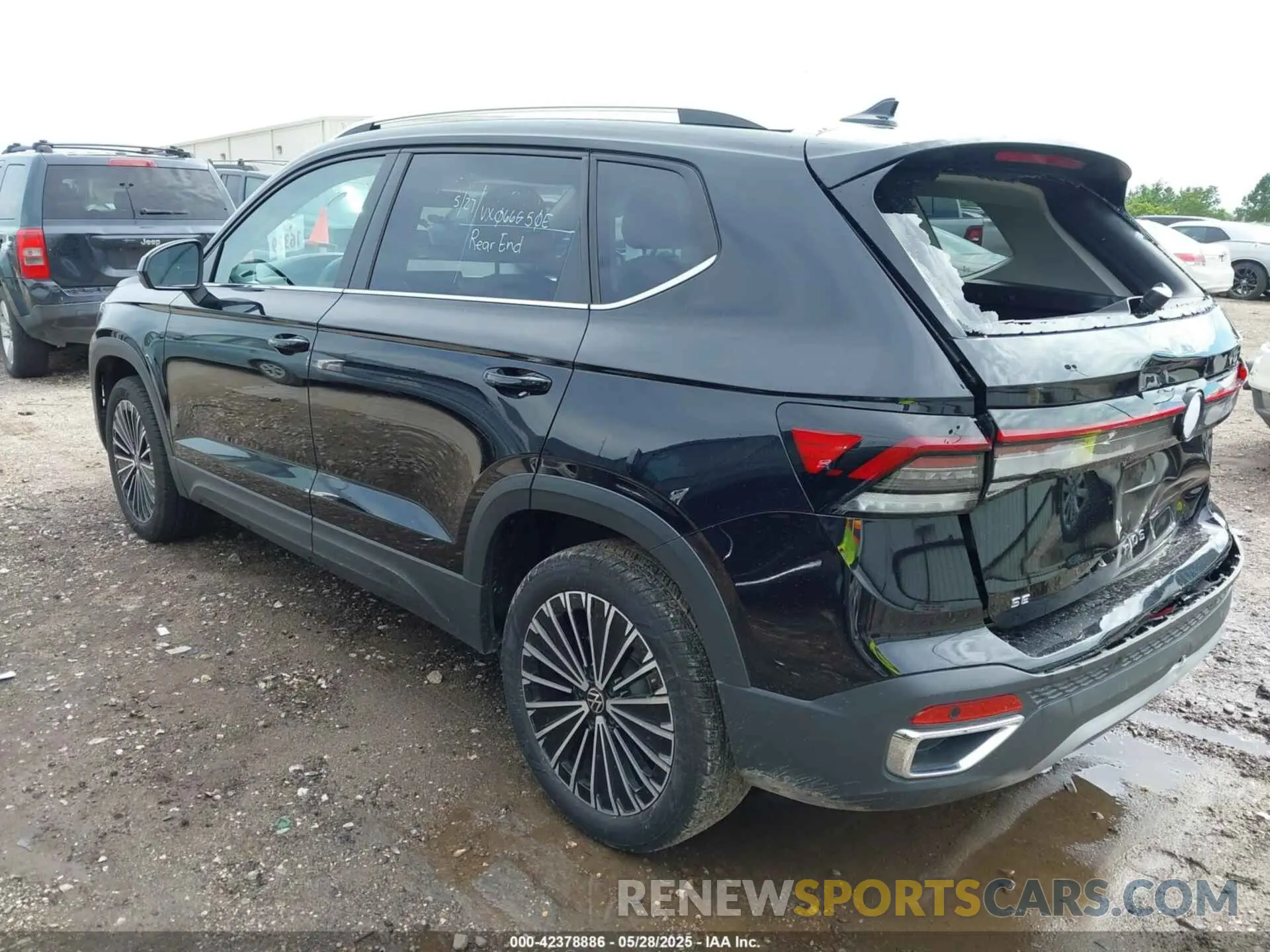 3 Photograph of a damaged car 3VVSC7B24SM045578 VOLKSWAGEN TAOS 2025