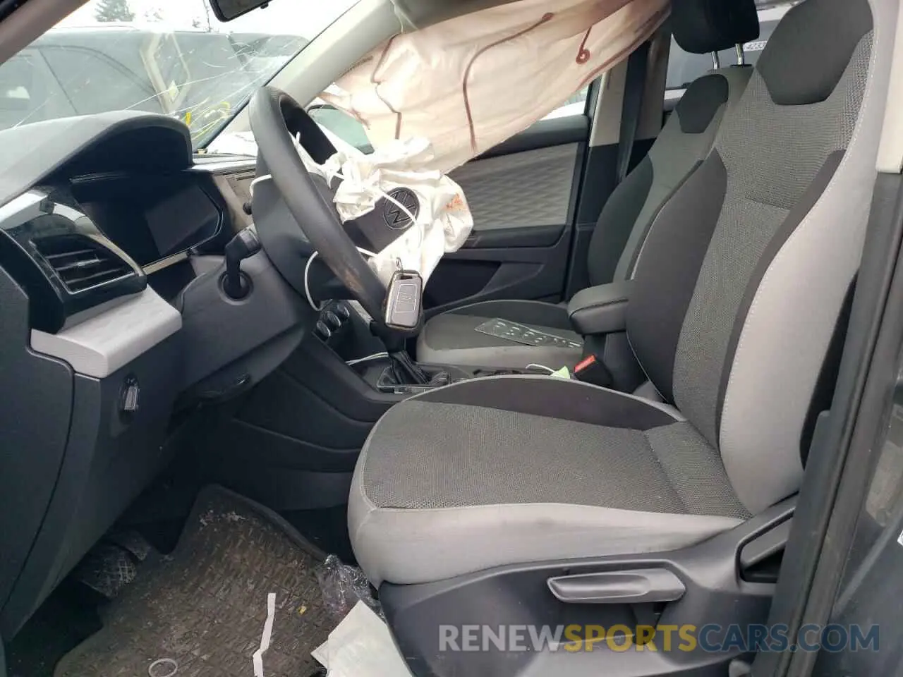 7 Photograph of a damaged car 3VVAX7B26NM057722 VOLKSWAGEN TAOS S 2022