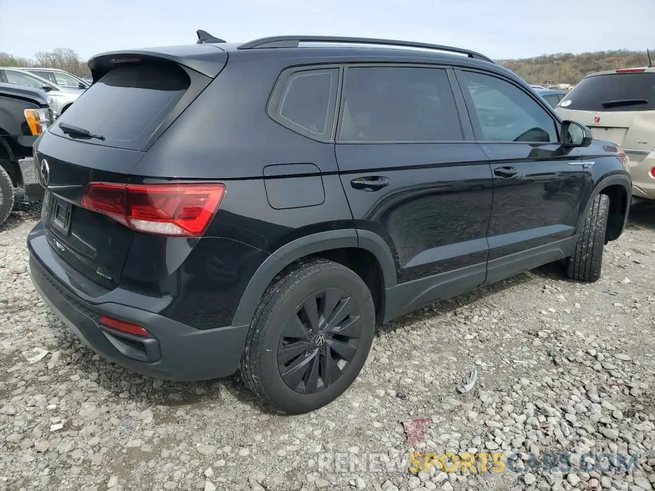 3 Photograph of a damaged car 3VVAX7B2XNM027929 VOLKSWAGEN TAOS S 2022