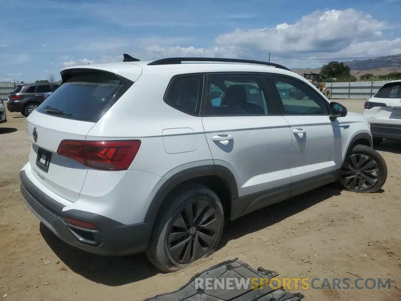 3 Photograph of a damaged car 3VVCX7B24NM022993 VOLKSWAGEN TAOS S 2022