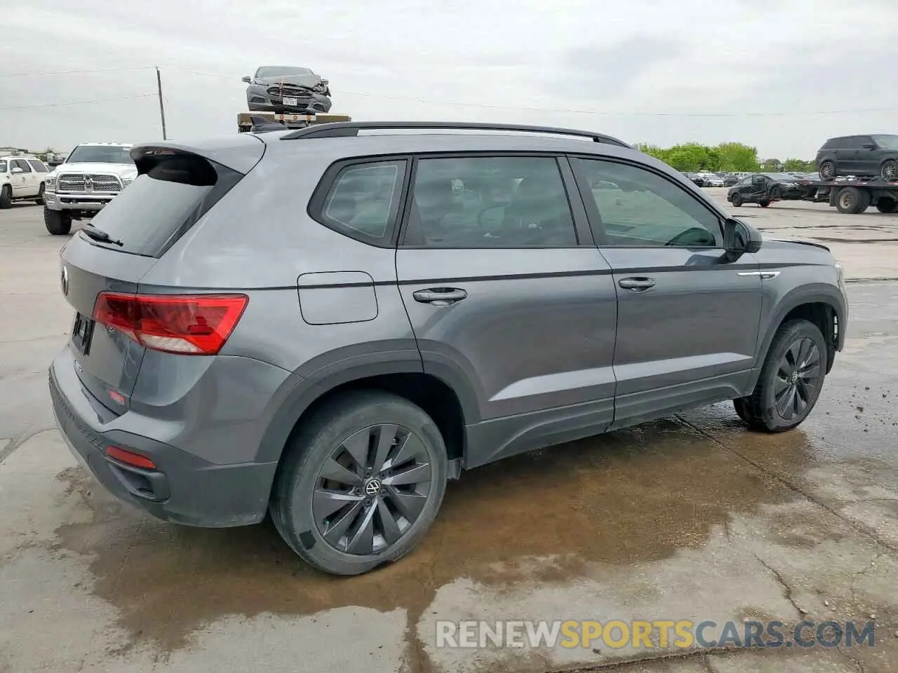 3 Photograph of a damaged car 3VVCX7B26NM070043 VOLKSWAGEN TAOS S 2022