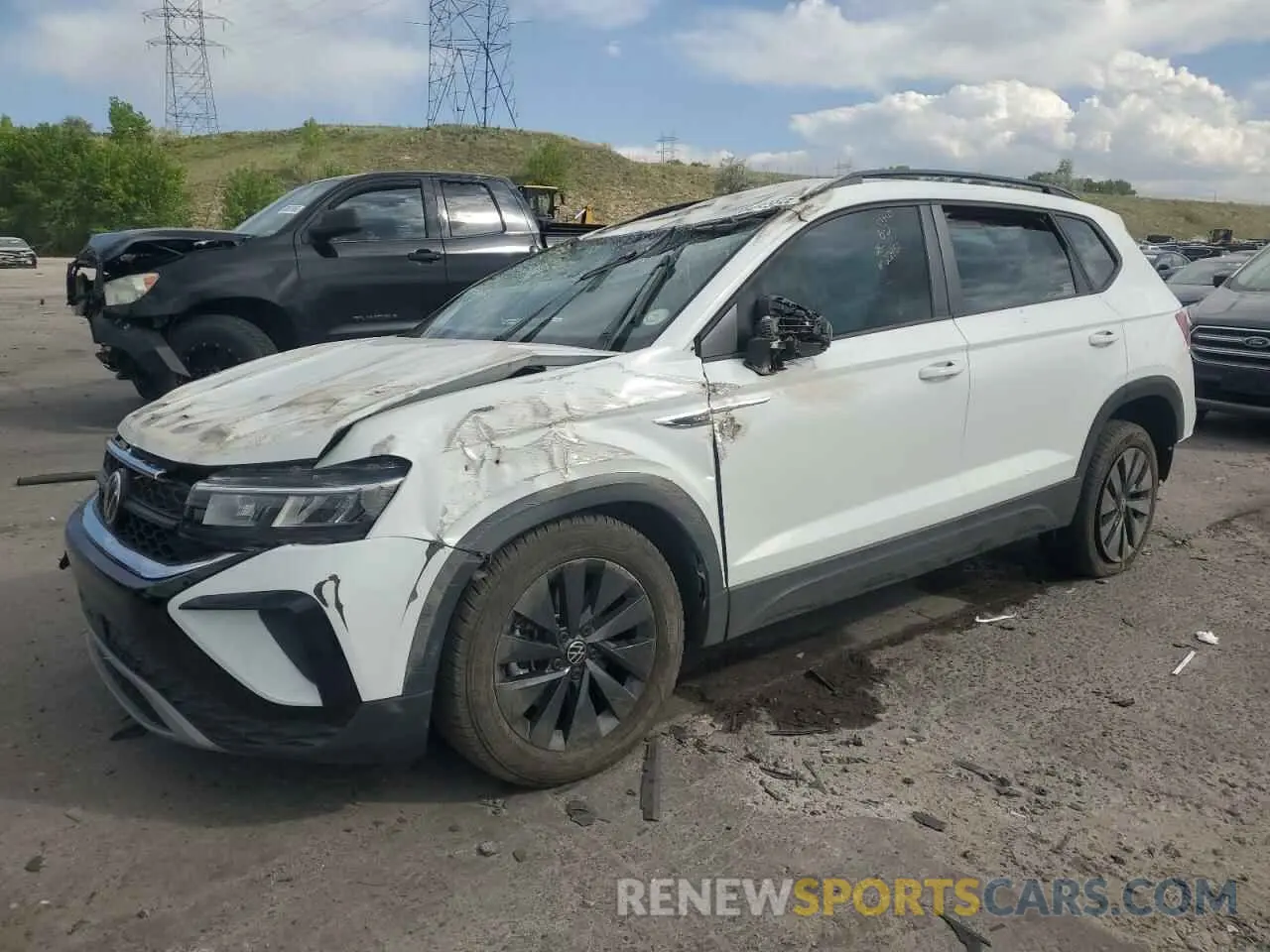 1 Photograph of a damaged car 3VVMX7B22NM022558 VOLKSWAGEN TAOS S 2022