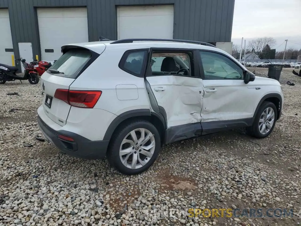 3 Photograph of a damaged car 3VVAX7B28PM322188 VOLKSWAGEN TAOS S 2023