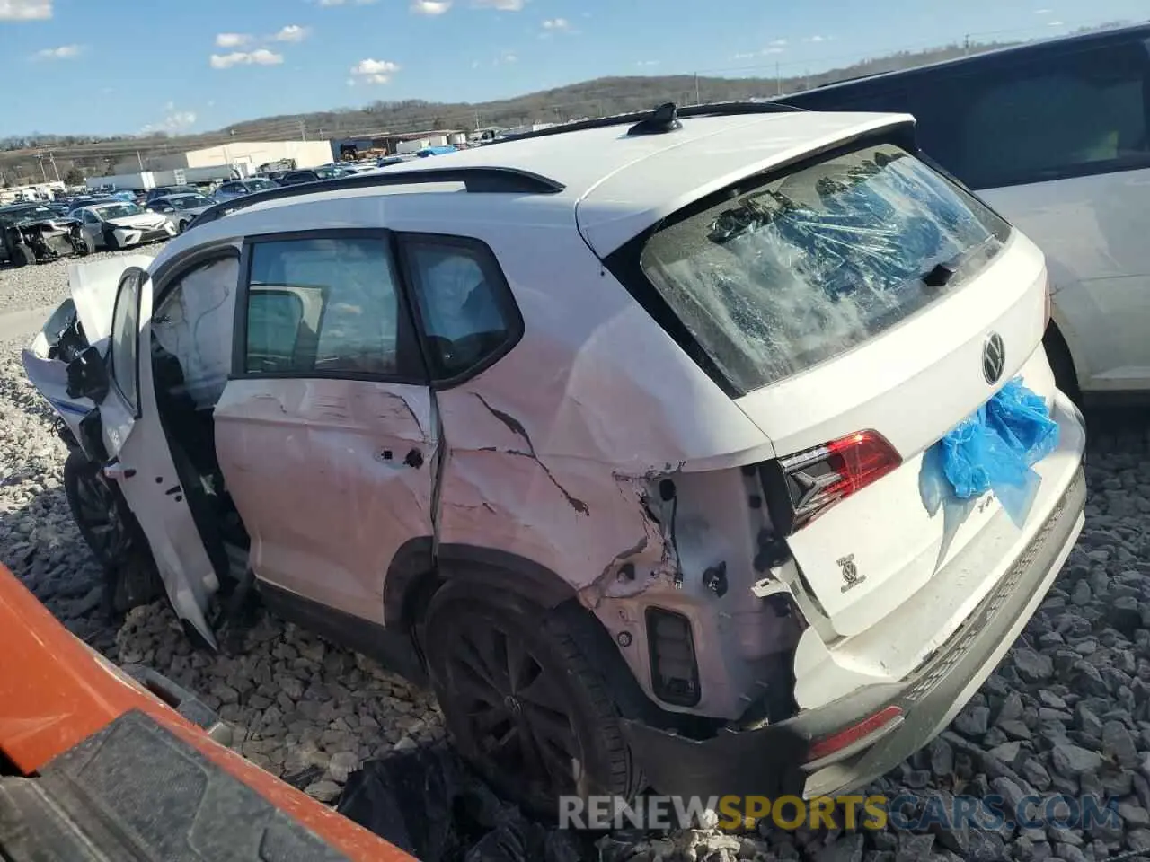 2 Photograph of a damaged car 3VVCX7B23PM369797 VOLKSWAGEN TAOS S 2023