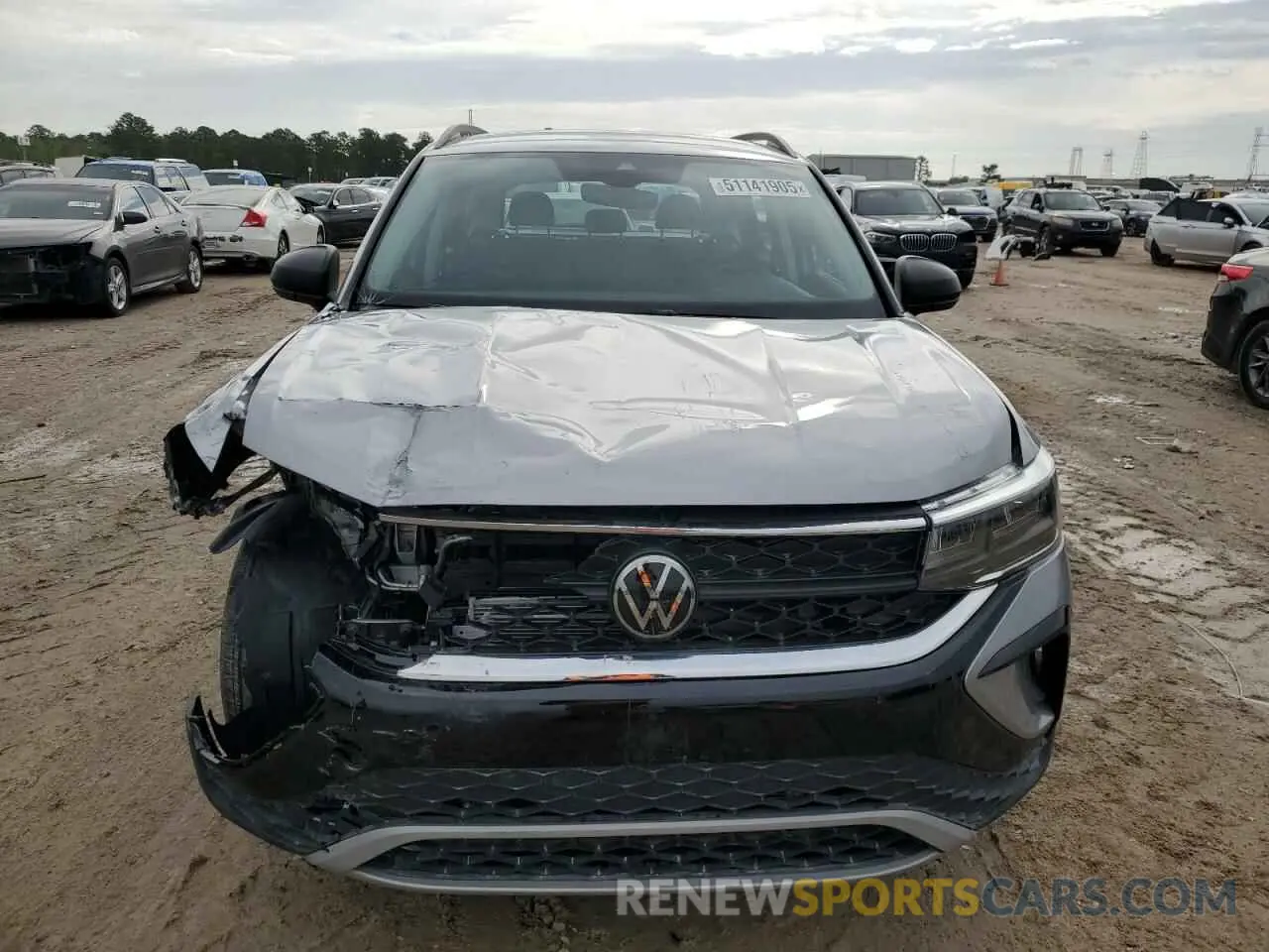 5 Photograph of a damaged car 3VV5X7B20RM104508 VOLKSWAGEN TAOS S 2024