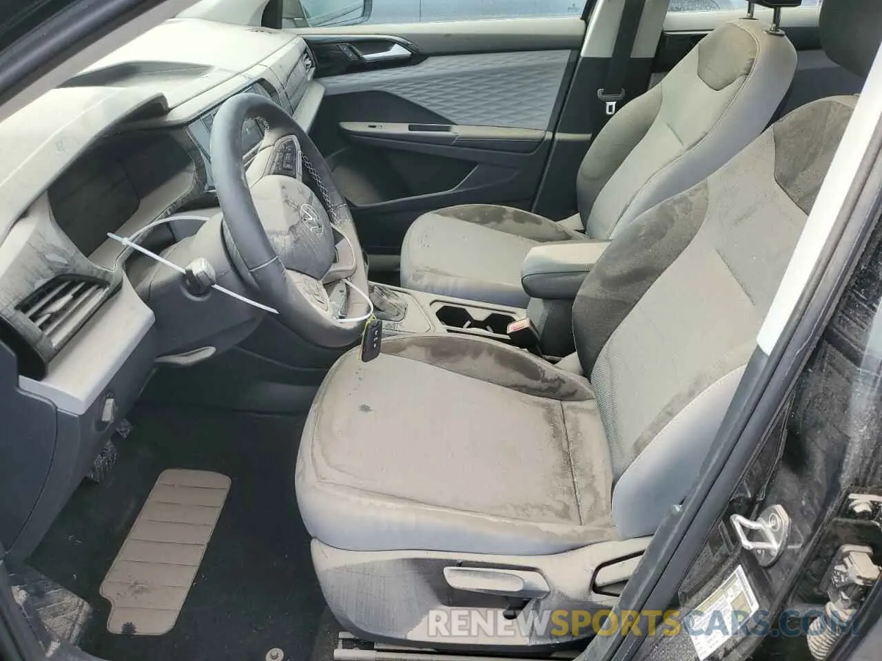 7 Photograph of a damaged car 3VV5X7B21RM115775 VOLKSWAGEN TAOS S 2024