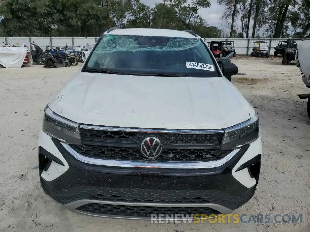5 Photograph of a damaged car 3VV5X7B22RM046840 VOLKSWAGEN TAOS S 2024